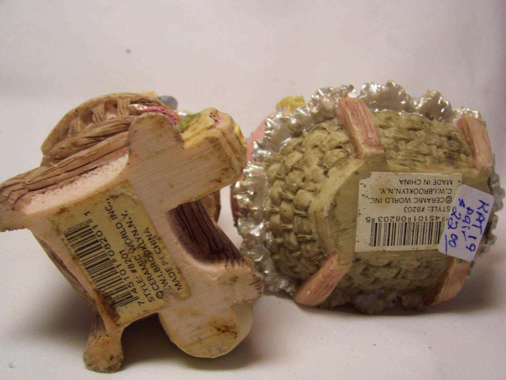 Baby Figurine Ceramic World Inc set of two