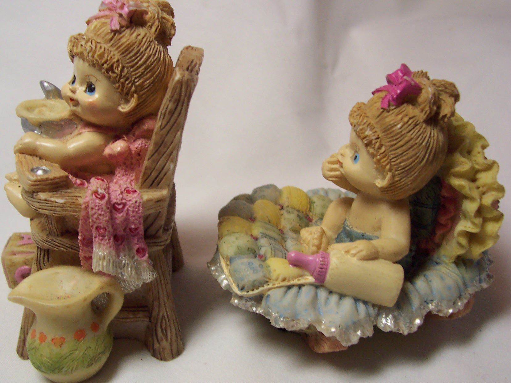 Baby Figurine Ceramic World Inc set of two