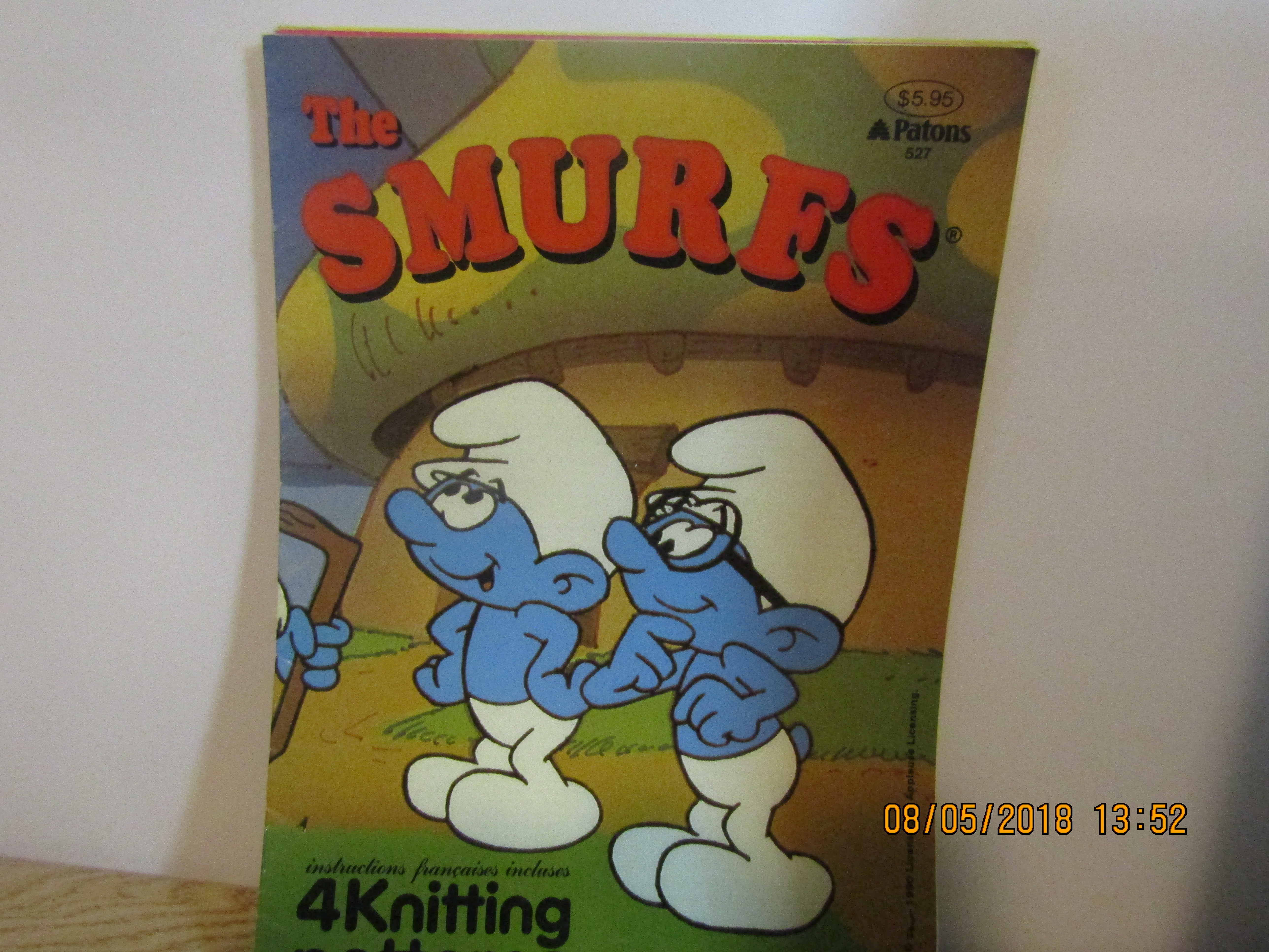 Patons The Smurfs Four Knitting Patterns #527