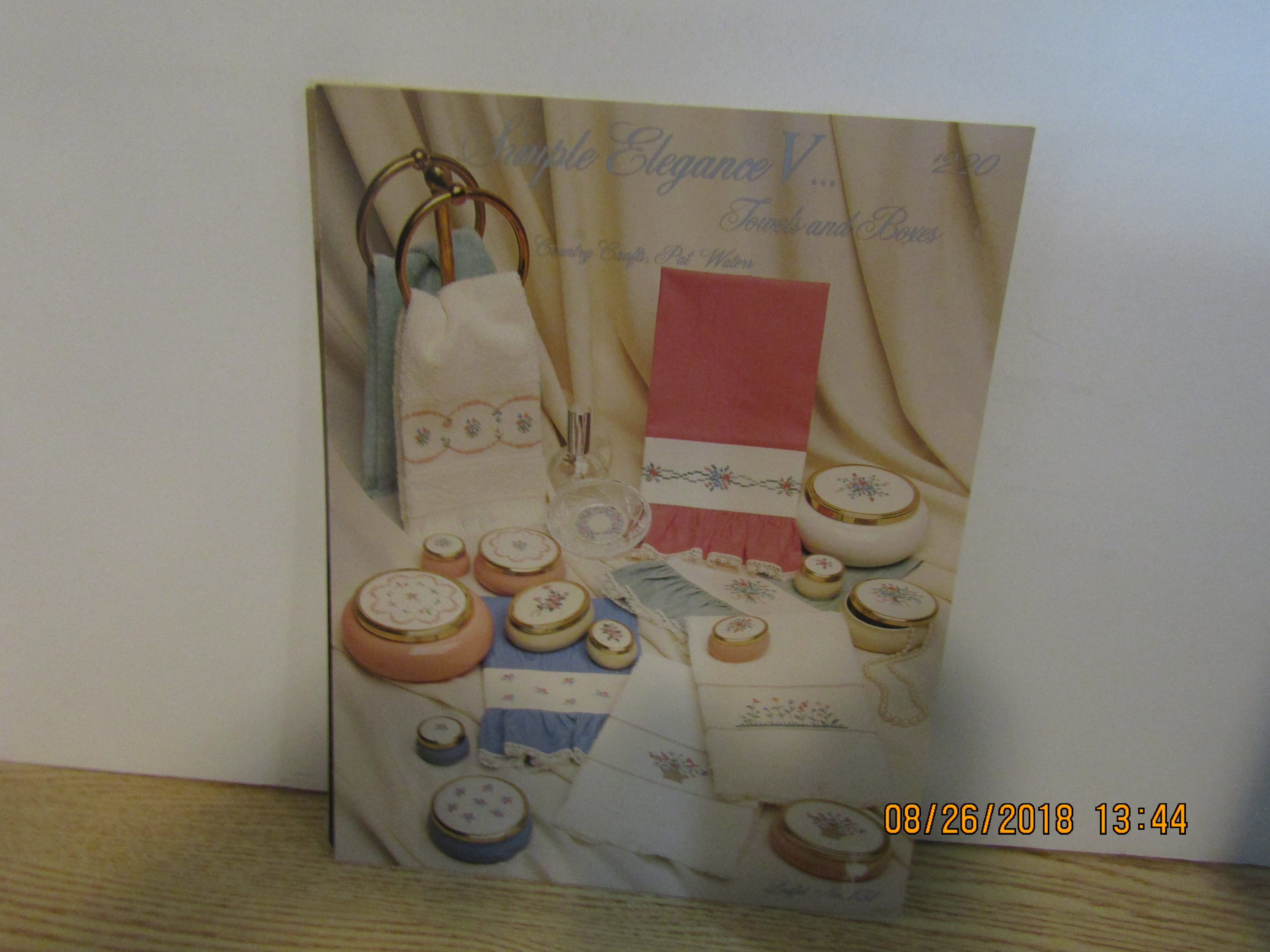 Country Crafts Simple Elegance V.. Towels & Boxes  #131
