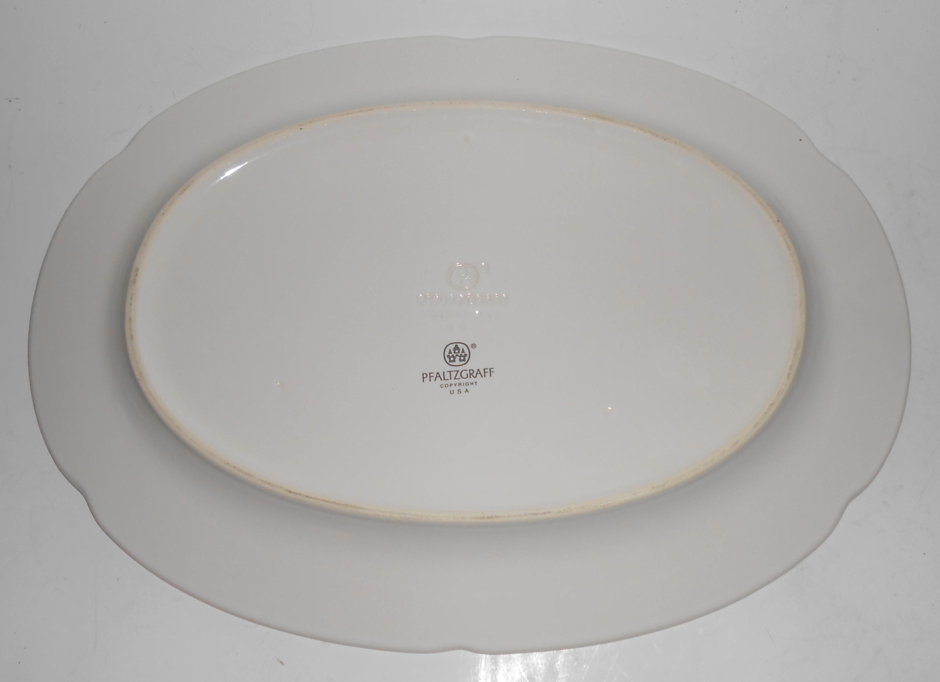 Pfaltzgraff Pottery Grapevine 14.5'' Platter