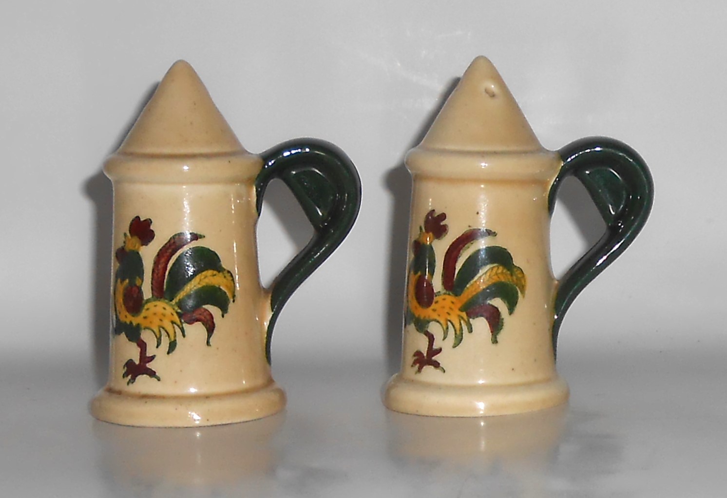 Metlox Pottery Poppy Trail California Provincial Salt &