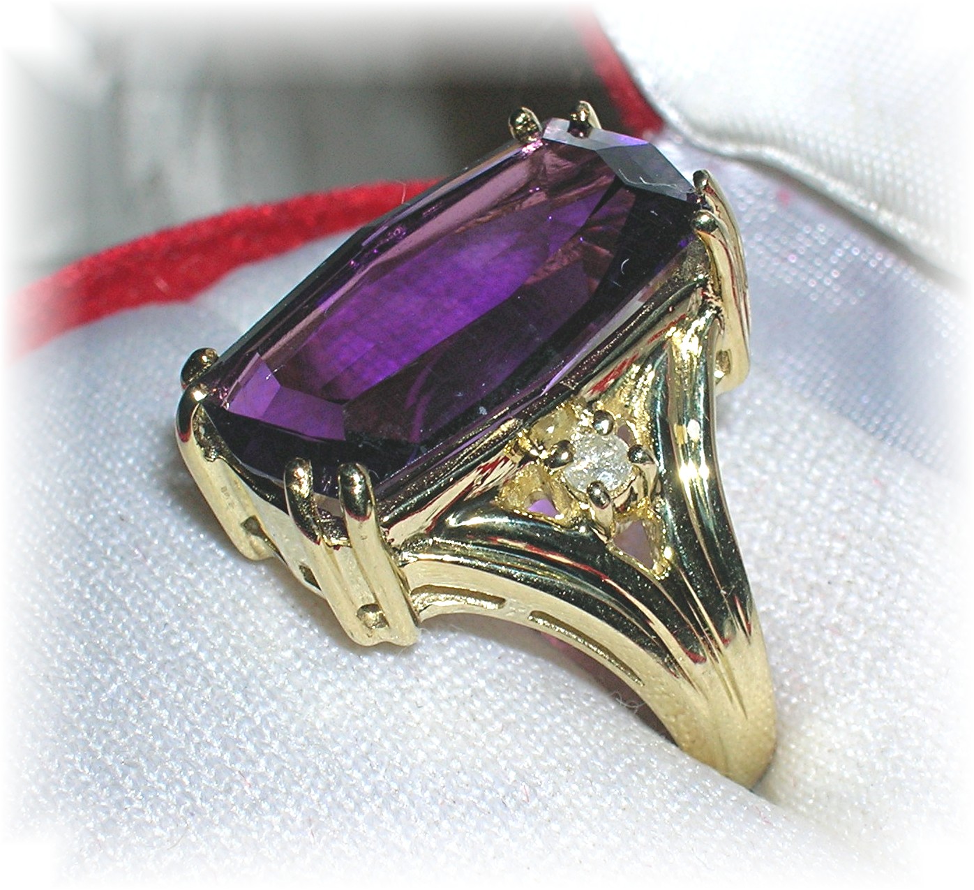 Amethyst  and Diamond Ring 10 K Gold