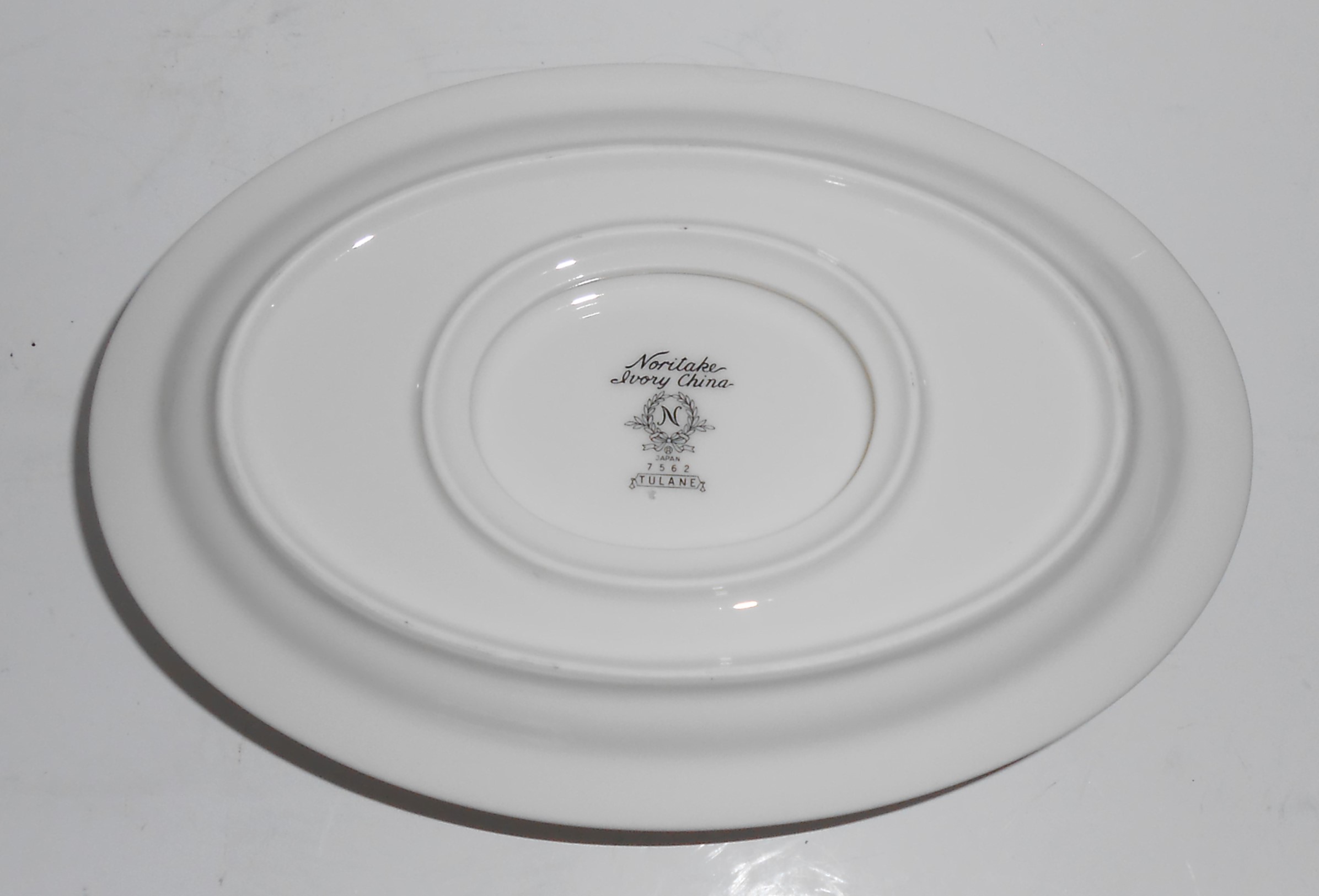 Noritake China Porcelain Tulane Gravy Bowl w/Gold