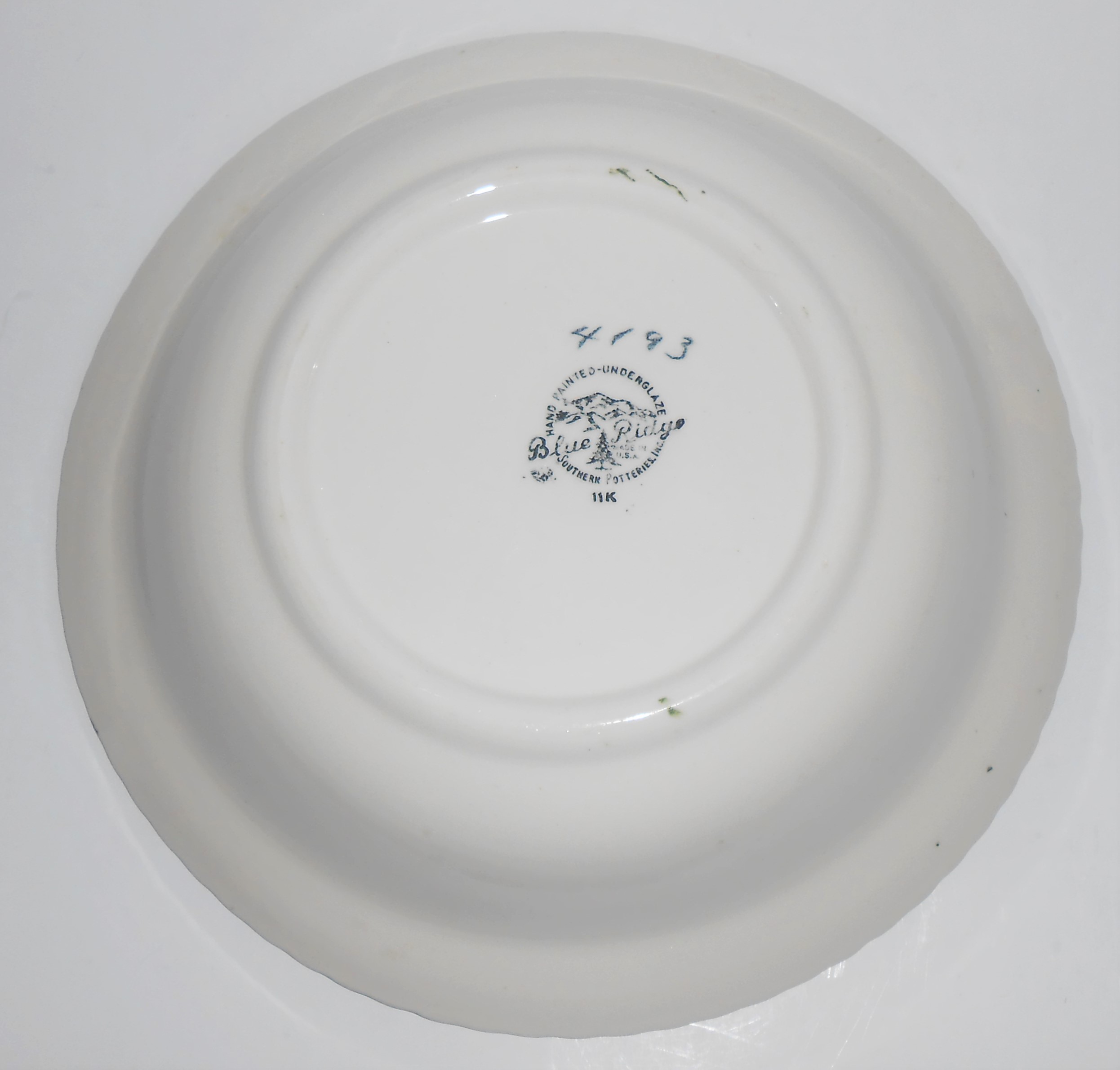 Blue Ridge Southern Potteries Quaker Apple Vegetable Bo