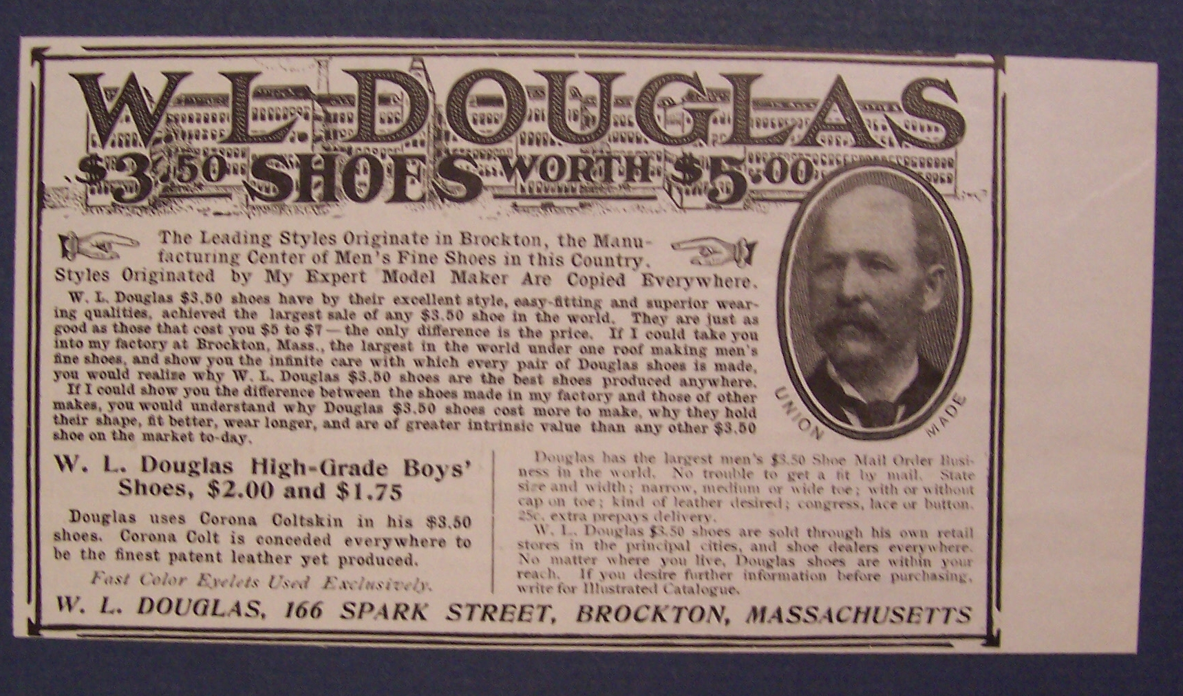1904  W.  L.  Douglas  Shoes