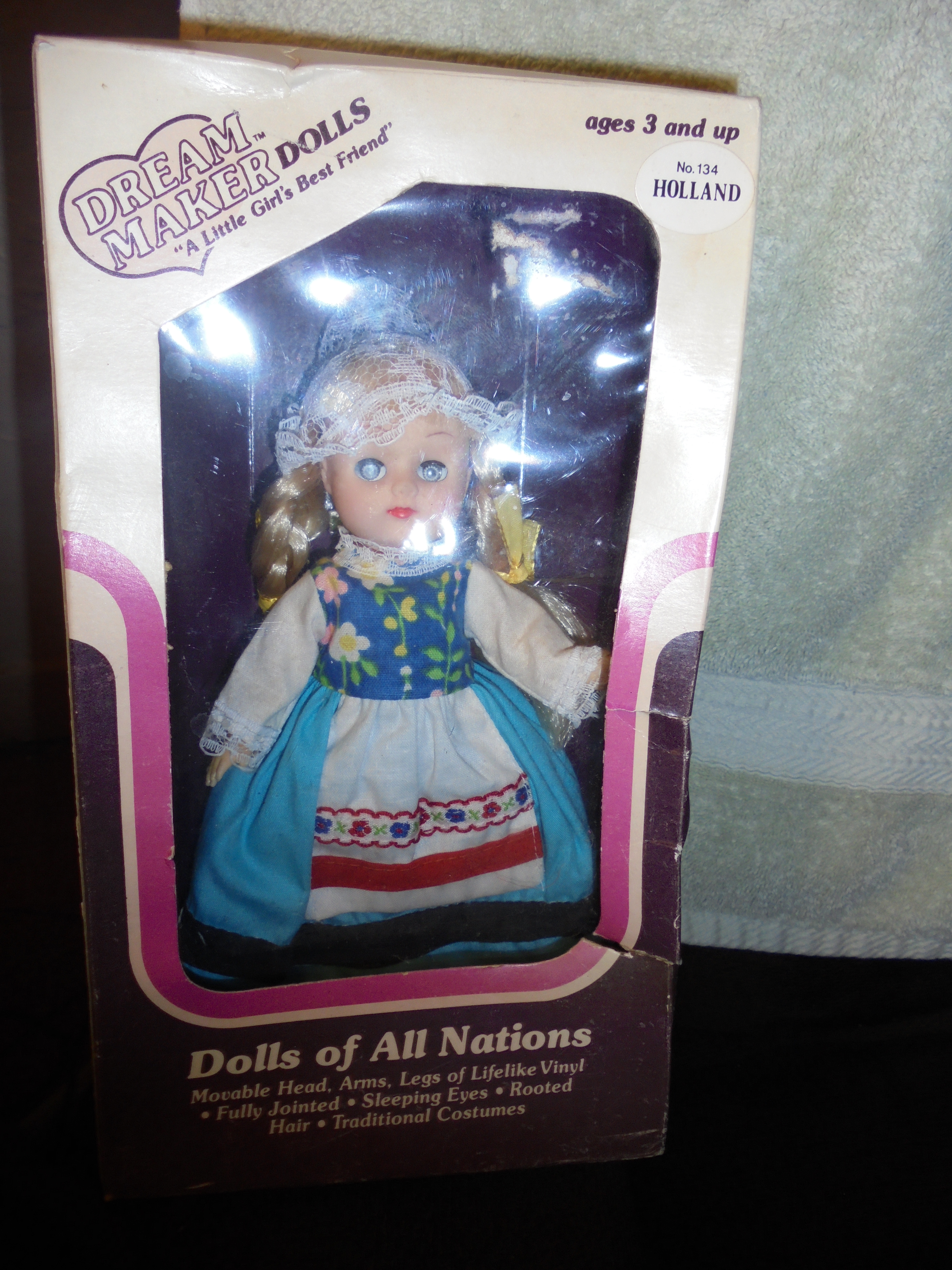 Cricket Dolls of all Nations Holland Doll 9 inch