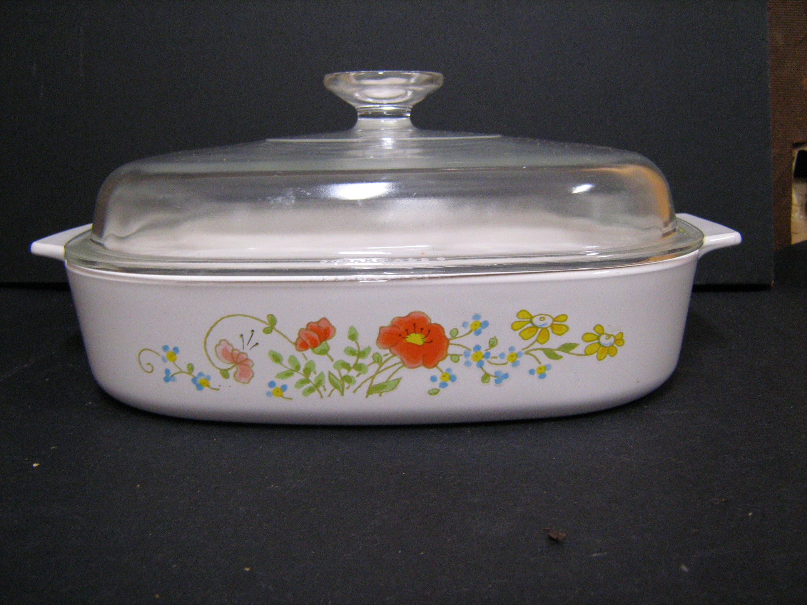 Vintage SpringBouquet/Wildflower 1 Qt Covered Casserole