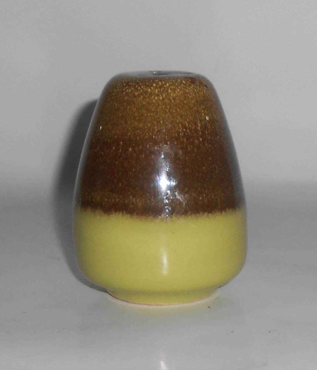 Bauer Pottery Mission Moderne Chartreuse Duotone Salt S