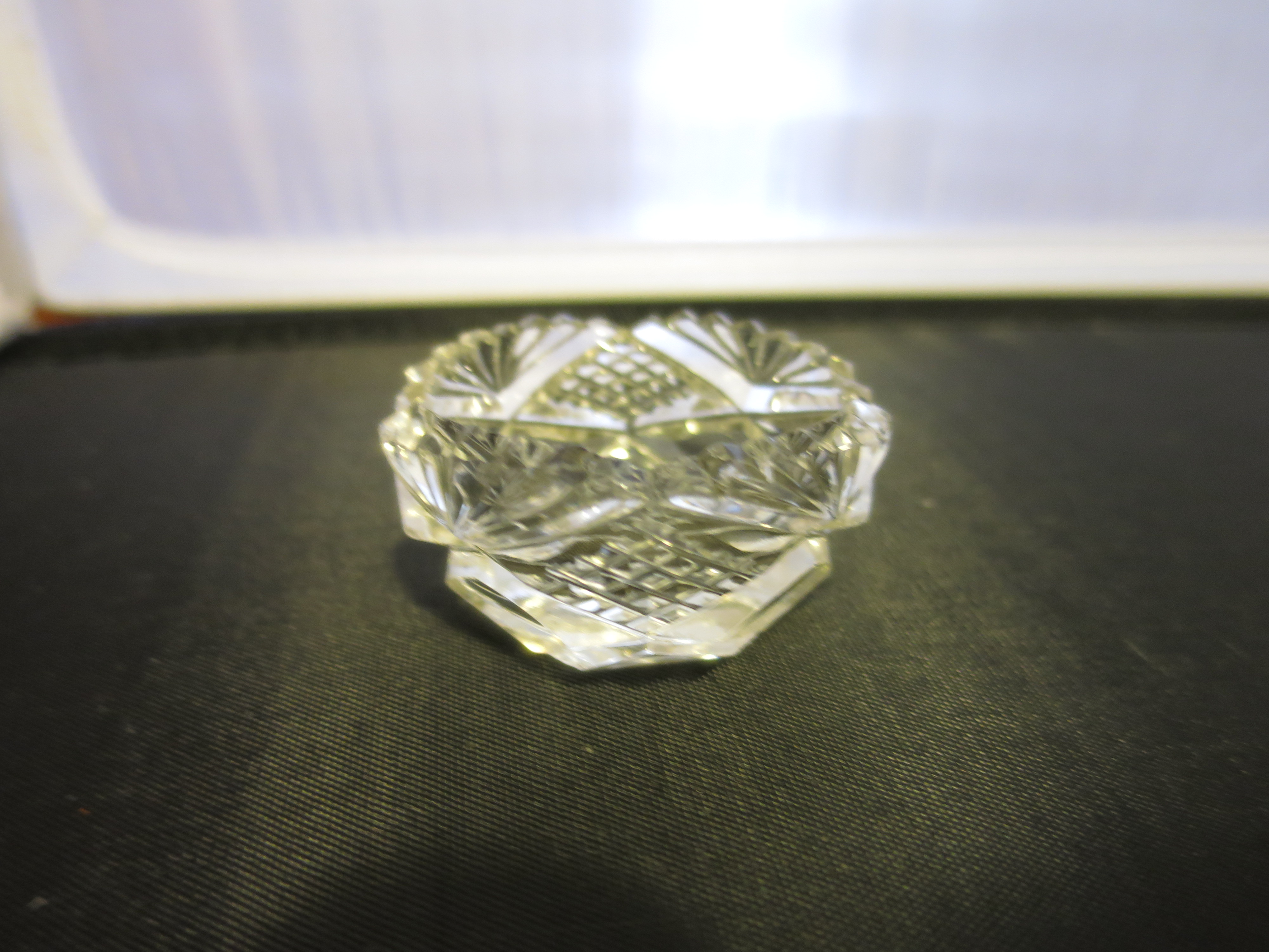 Cut Saw Tooth Fan Diamond Salt Cellar