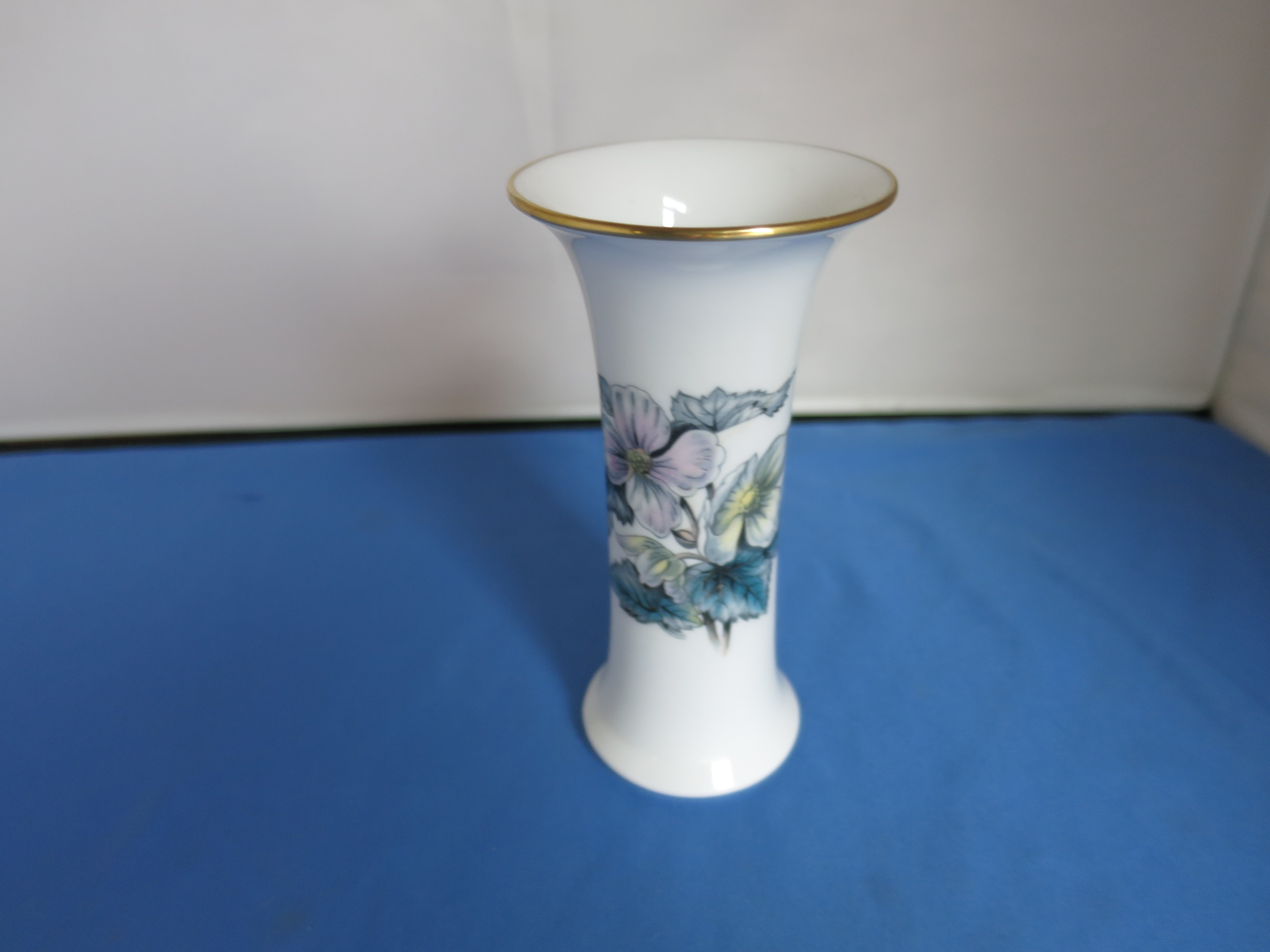 Royal Worcester Bone China Bud Vase Hibiscus Floral