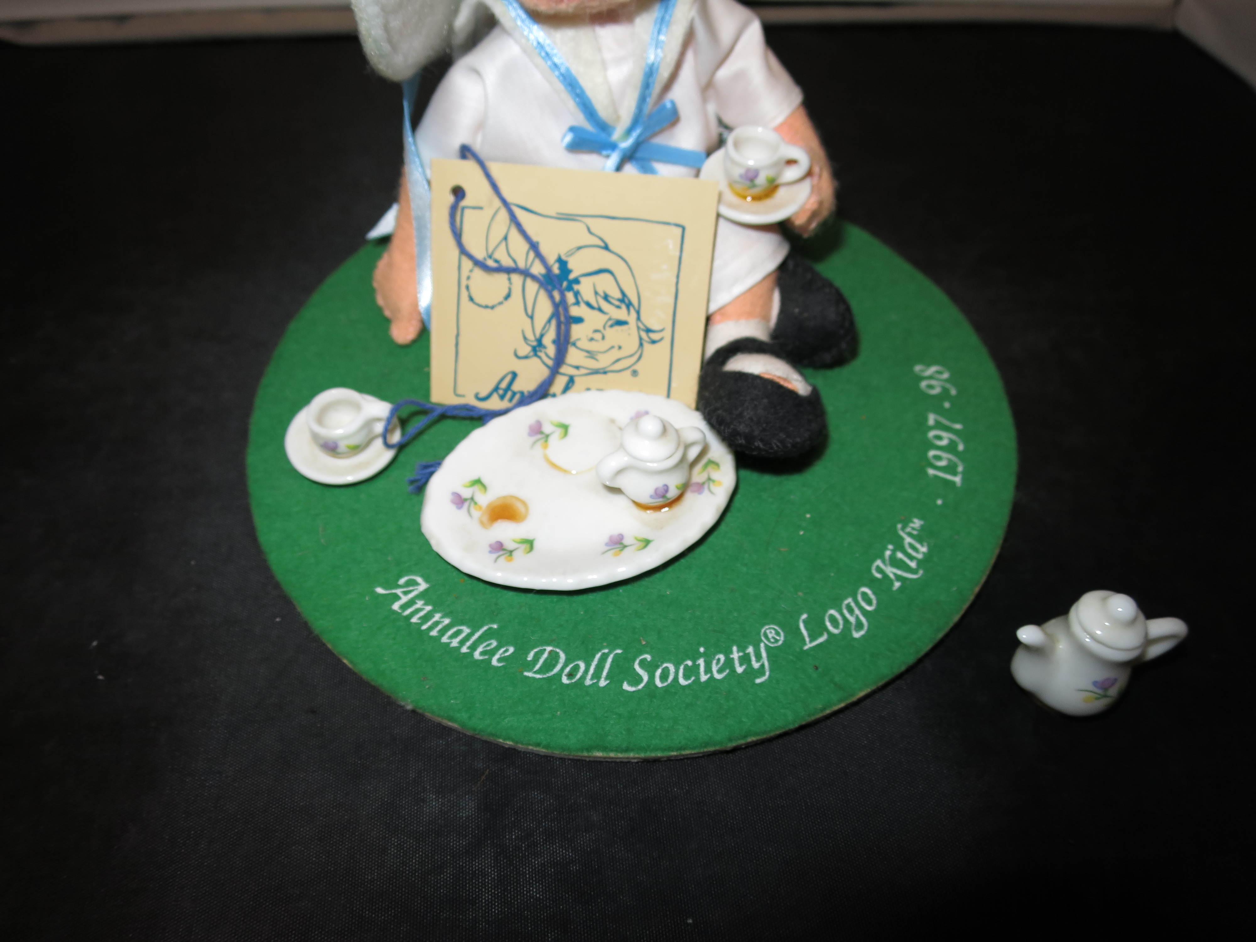 Annalee Doll Society Logo Kid 1997-98 called Tea Time