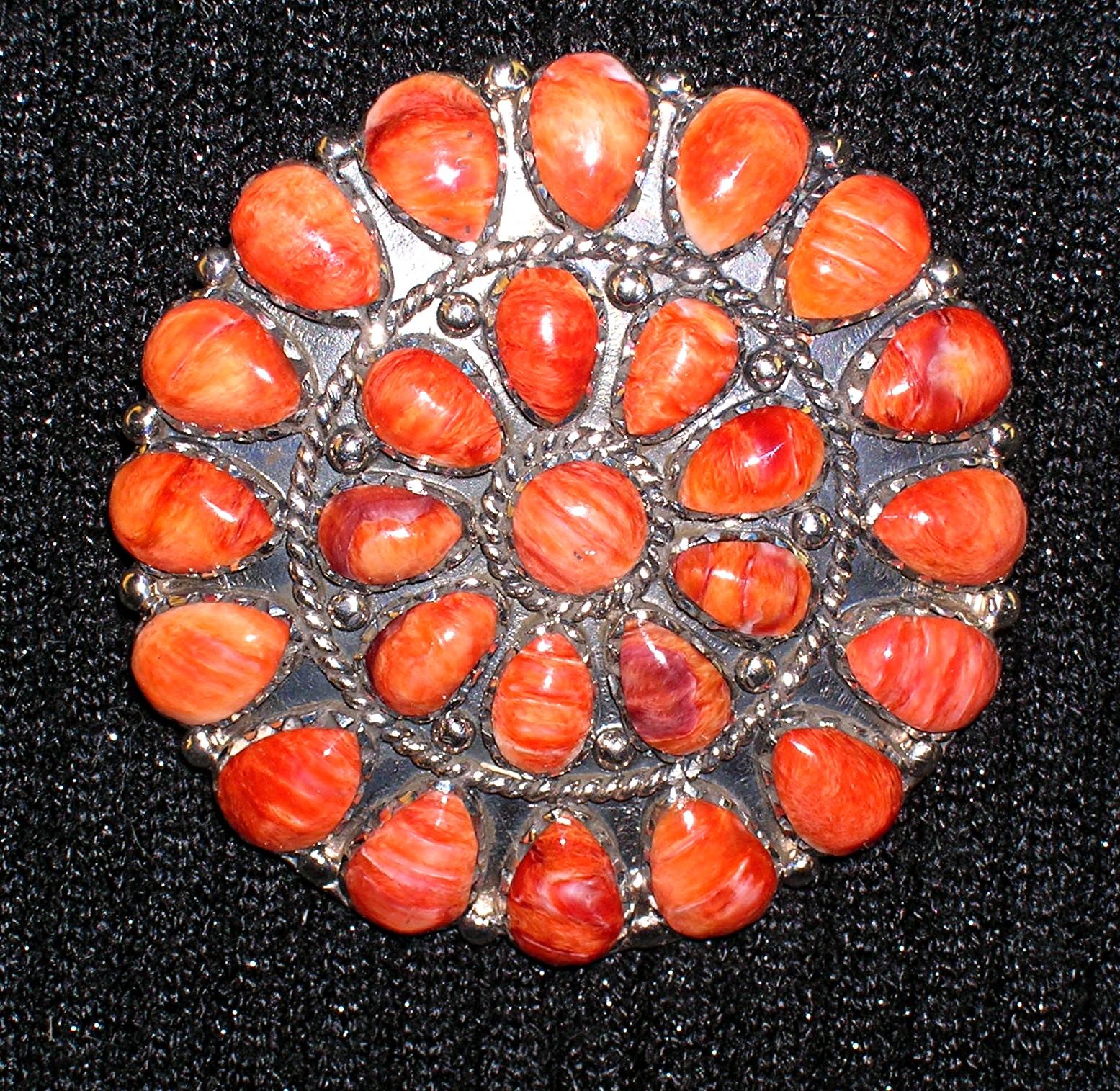 Native American Sterling Silver Spiny Oyster Pin
