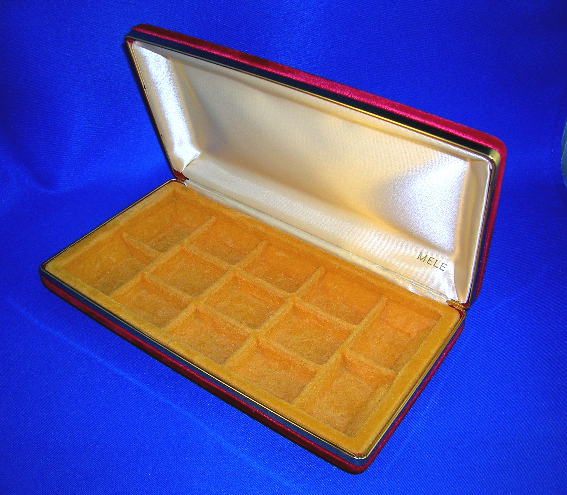 Red Velvet Cream Satin Lined Jewel Box