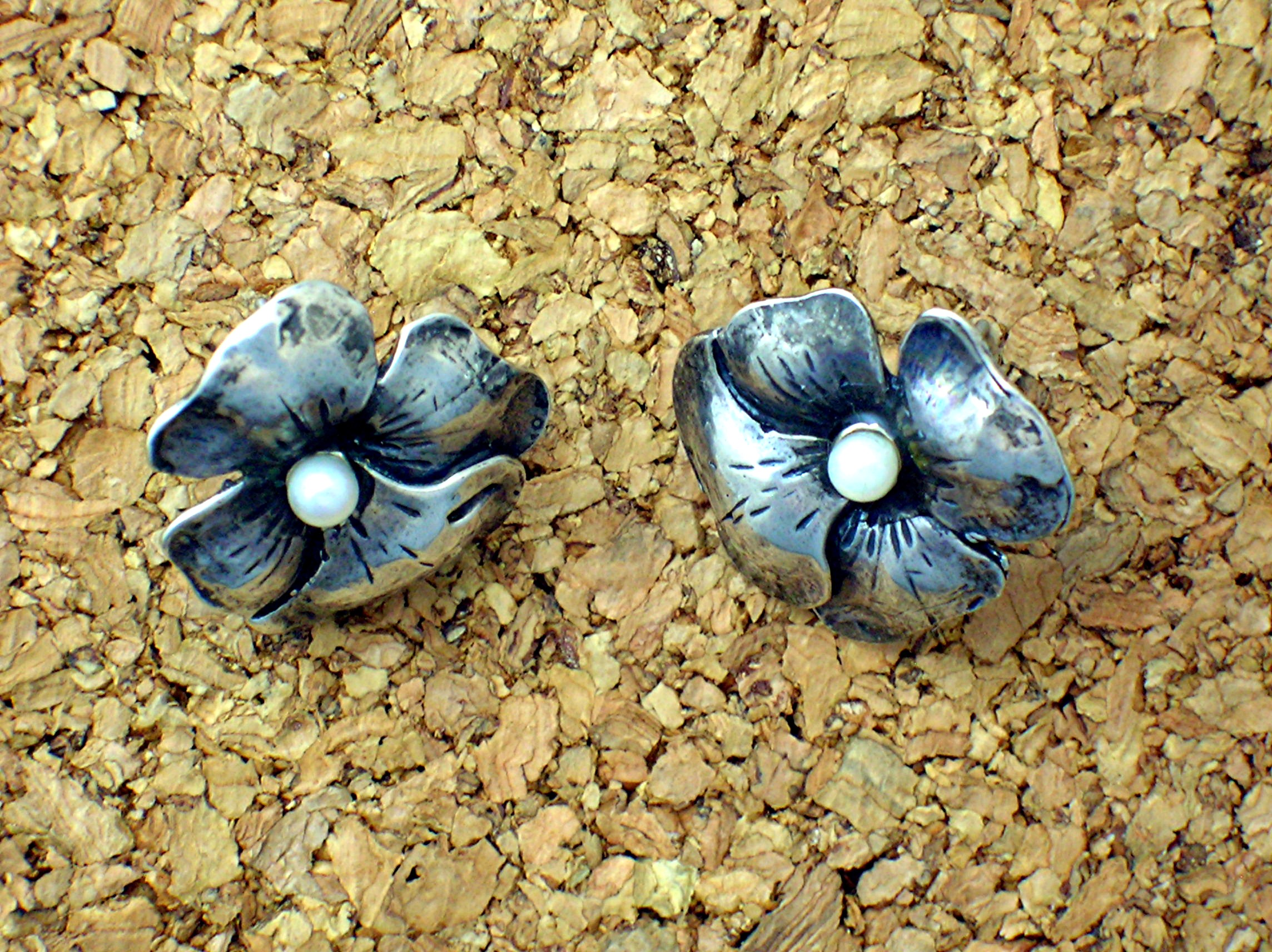 European Silver & Genuine Pearl Flower Earrings