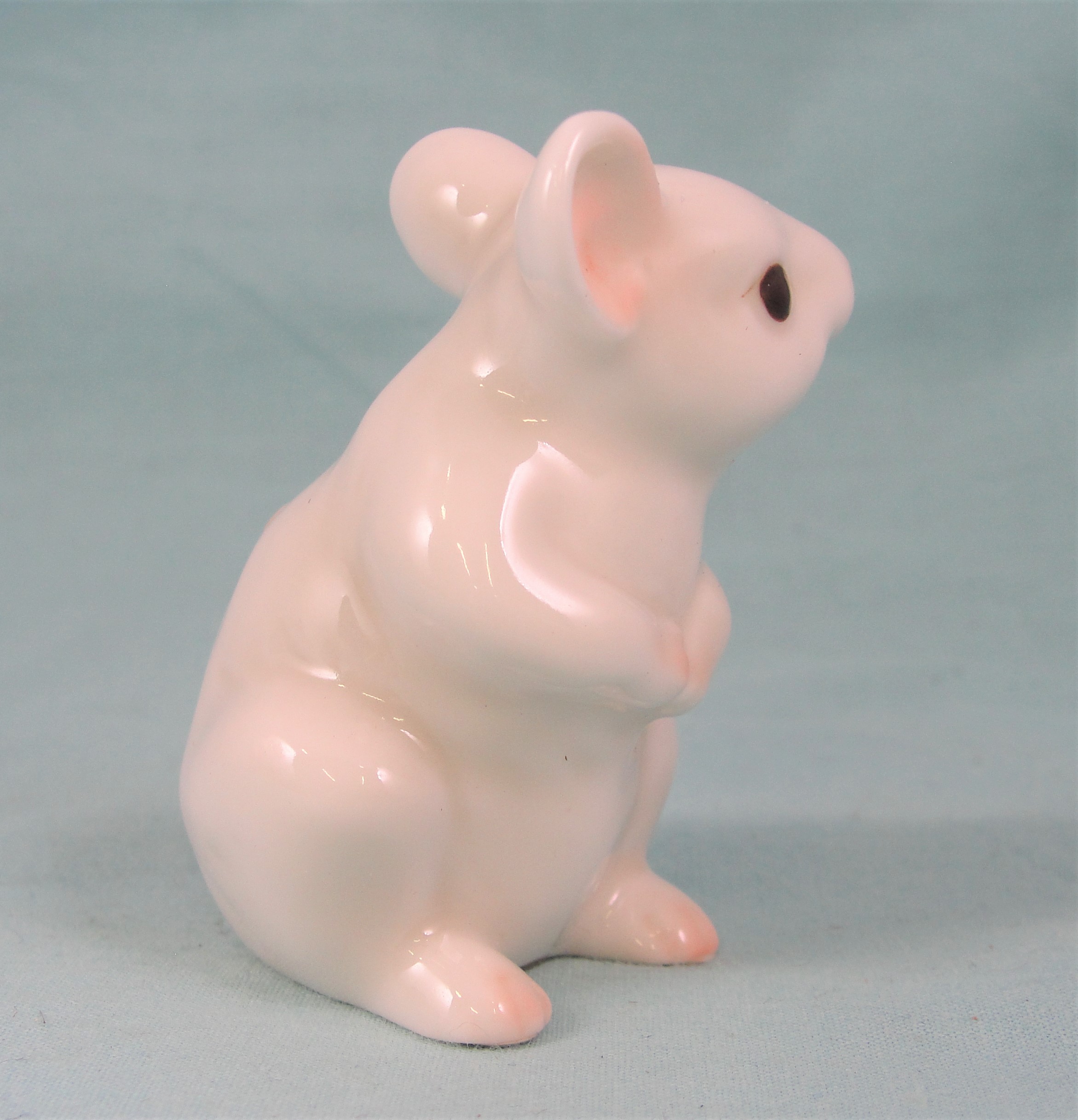 Enesco Avian Seagull Porcelain White Mouse