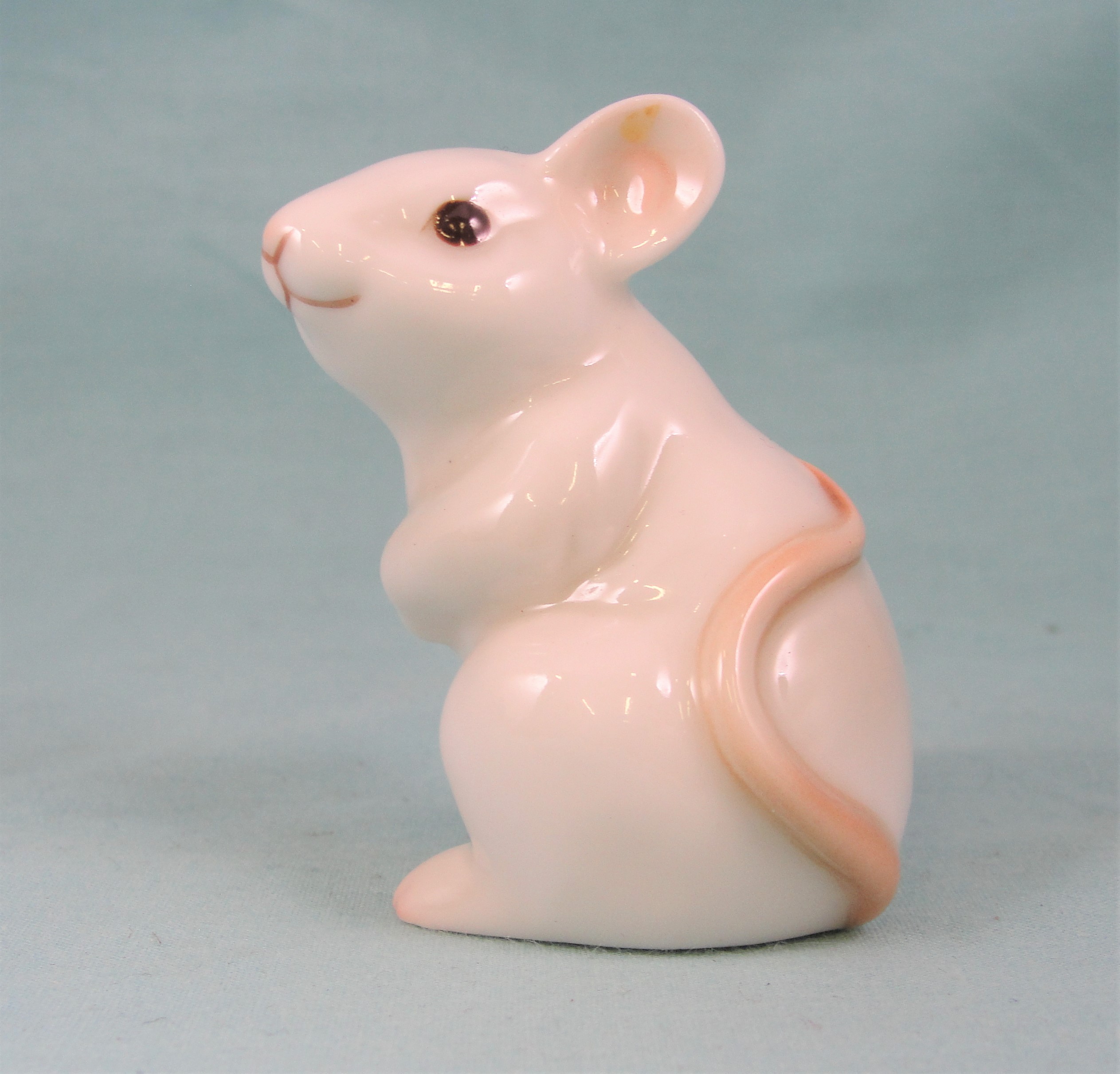 Enesco Avian Seagull Porcelain White Mouse