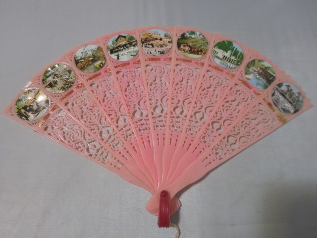 Vintage Souvenir Hand Fan Knott's Berry Farm Buena Park Californi