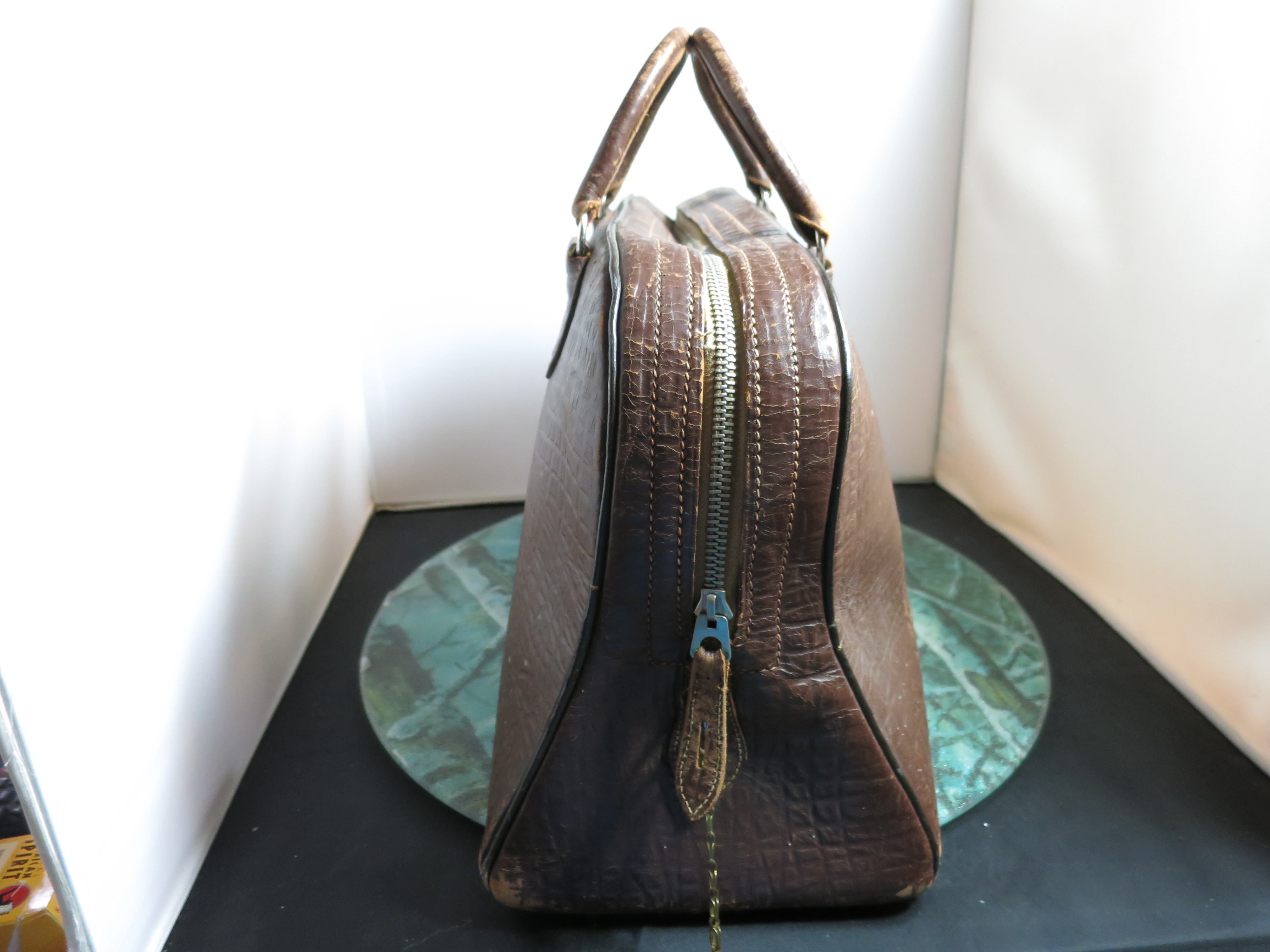 Vintage JE Fournier Montreal Crocodile Doctor Bag Satchel Handbag