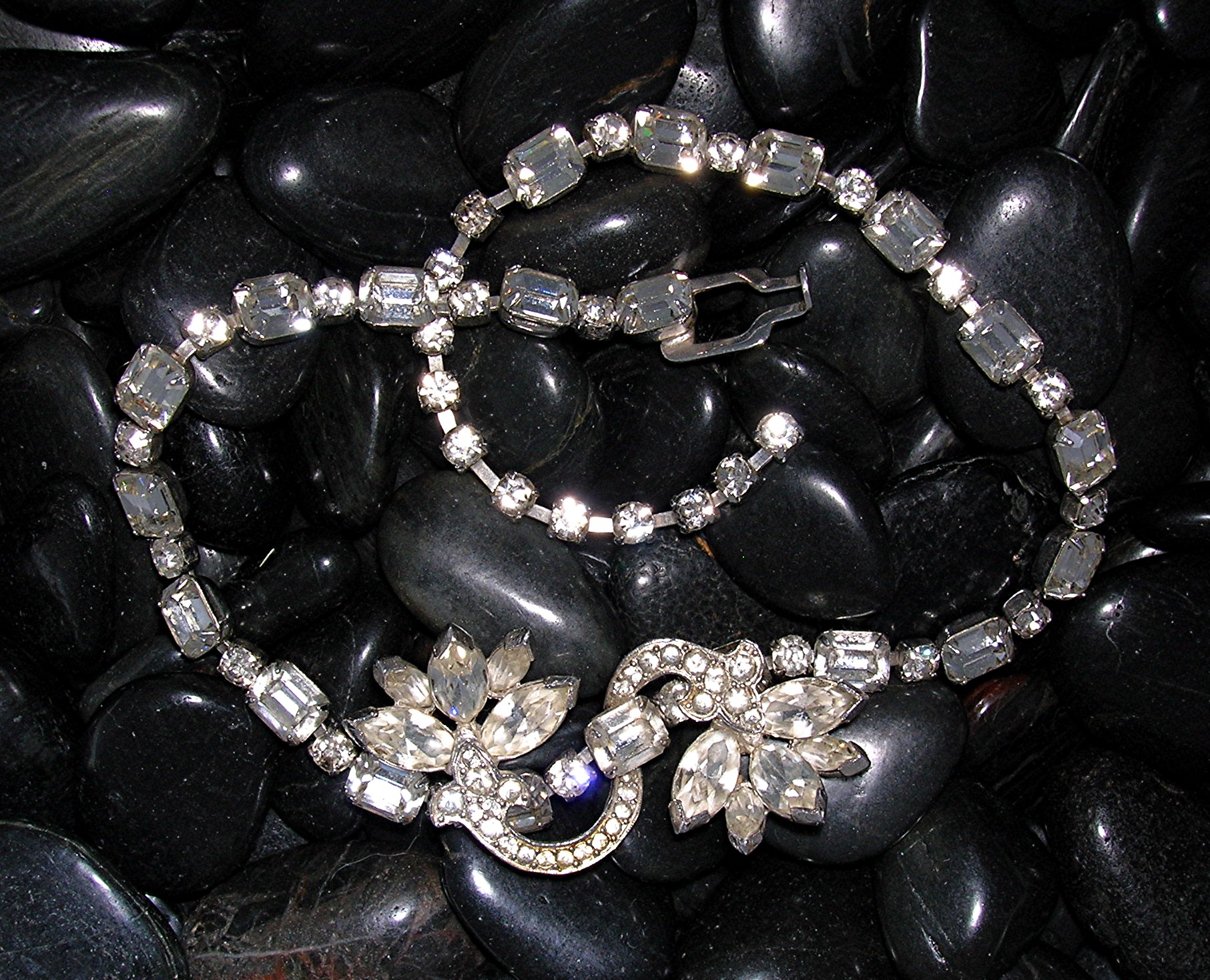 Eisenberg Crystal Necklace Flower Pendant Necklace