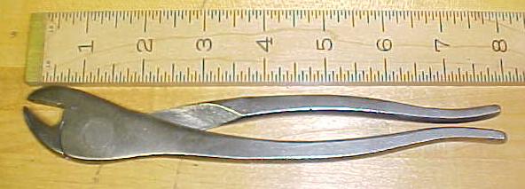 Diamond  Battery Pliers Vintage 8 inch