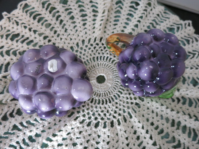 Lefton Grape Cluster Creamer and Sugar Bowl