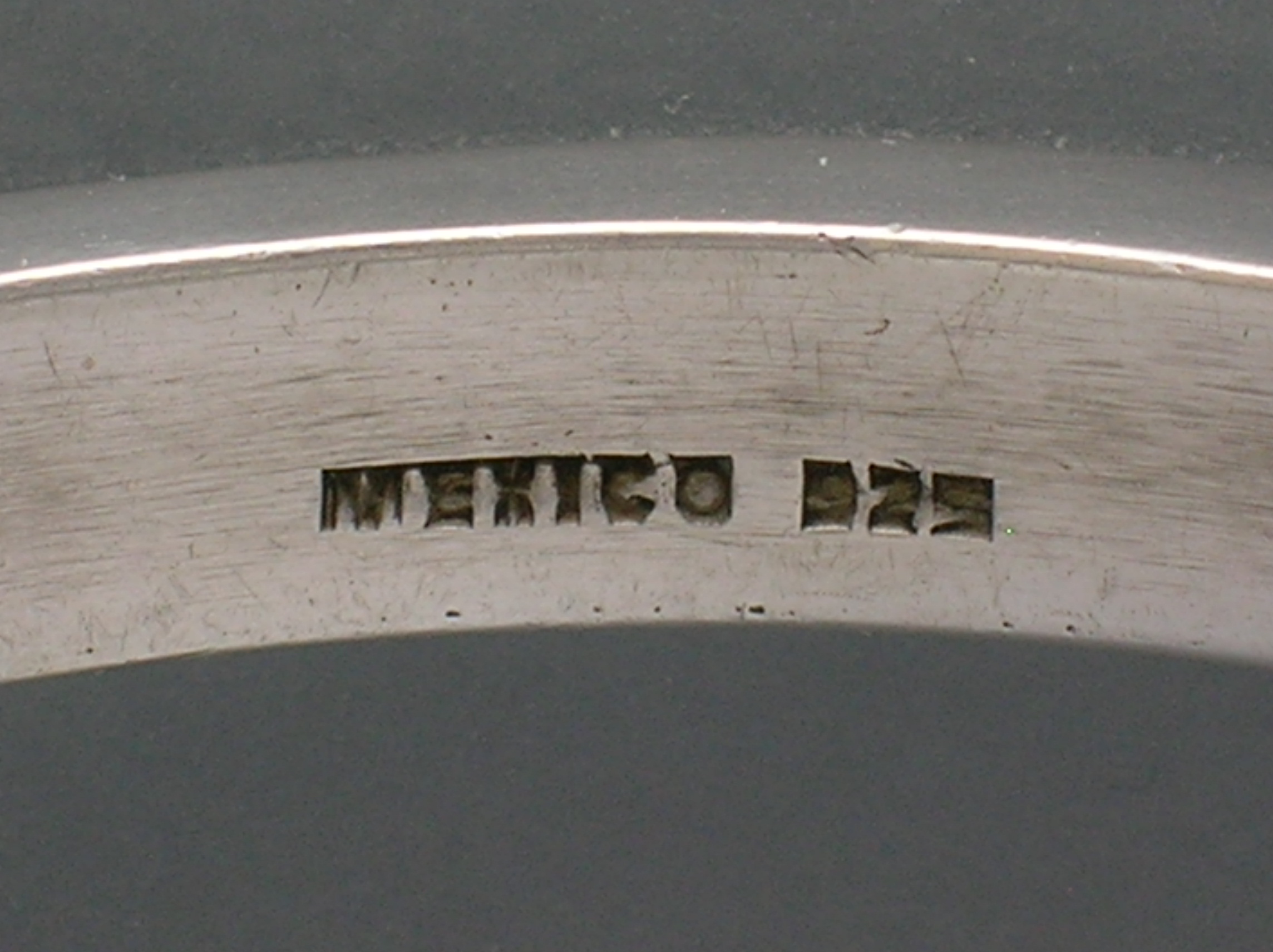 Sterling Silver Taxco Mexico bangle bracelet 925