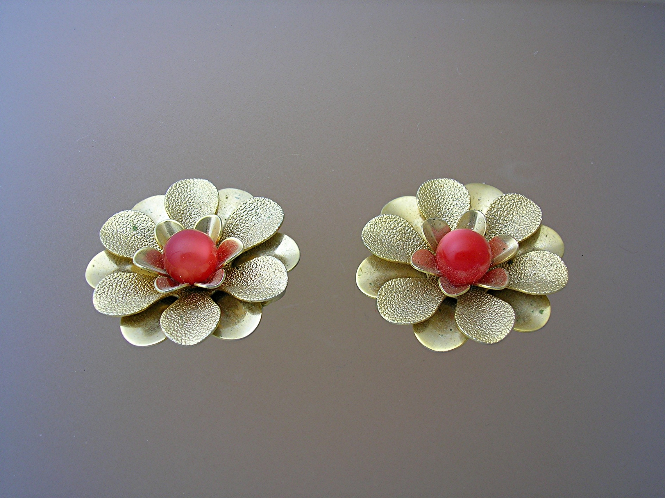 SARAH COVENTRY Goldtone Flower Clip Earrings