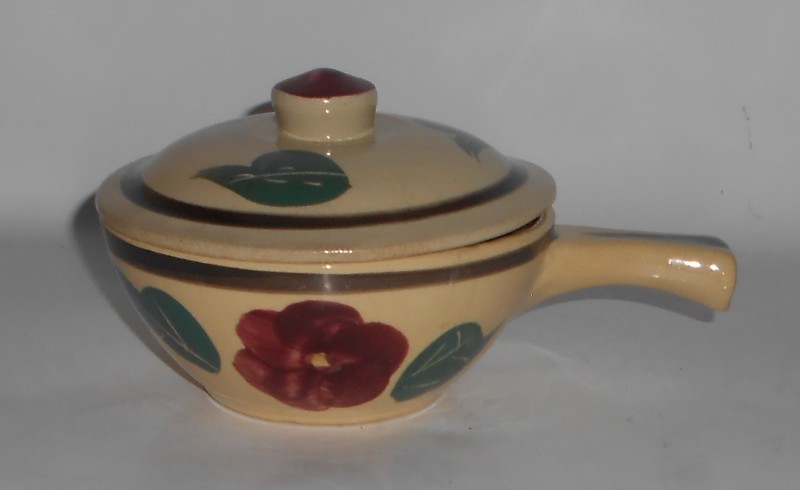 VINTAGE Watt Pottery Rio Rose #18 Handled Casserole