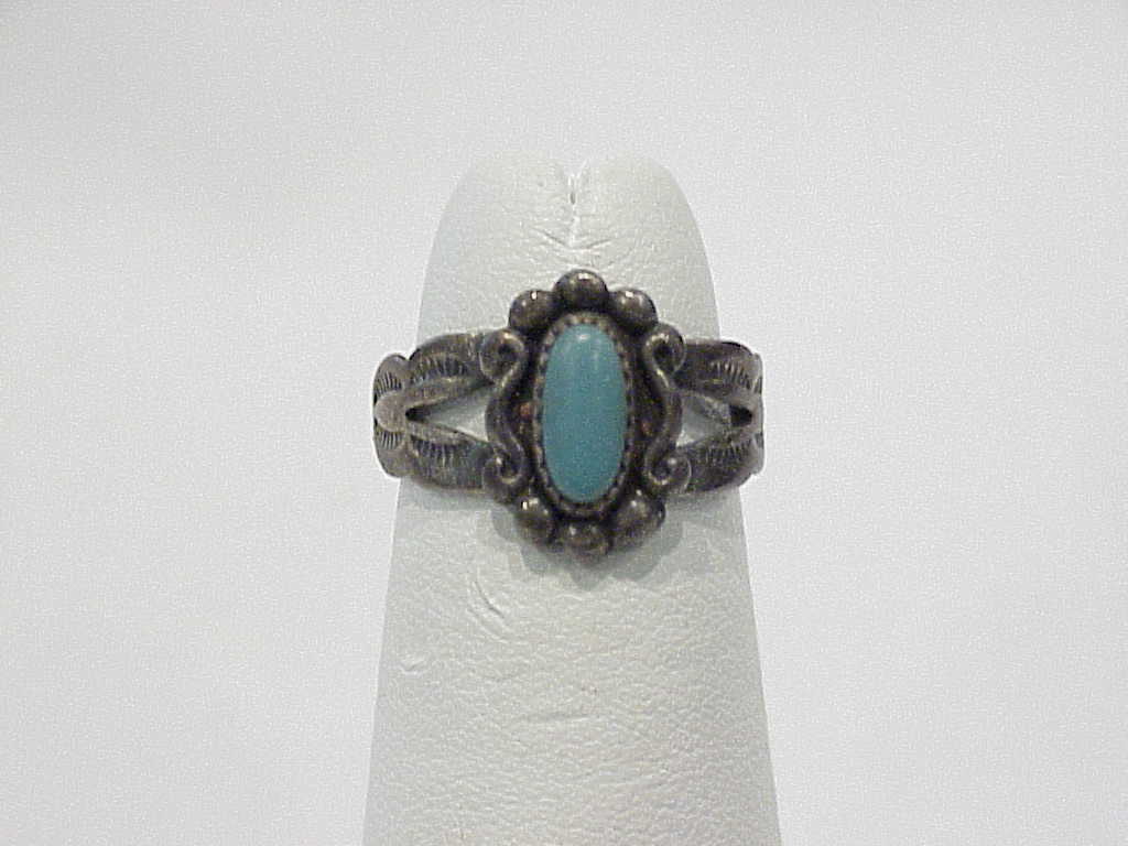 Vintage Bell Trading Post Sterling Silver And Turquoise Child'S Ring