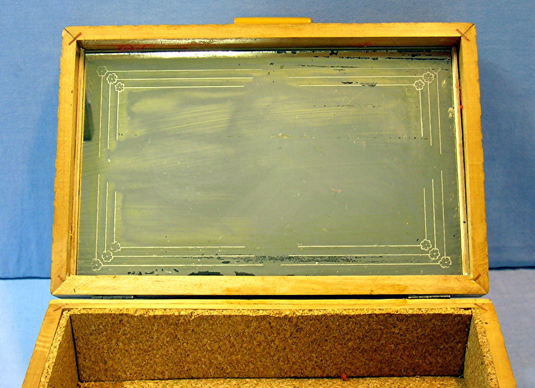 Wooden Carved Box Bakelite Catch Mirror Cork Lined