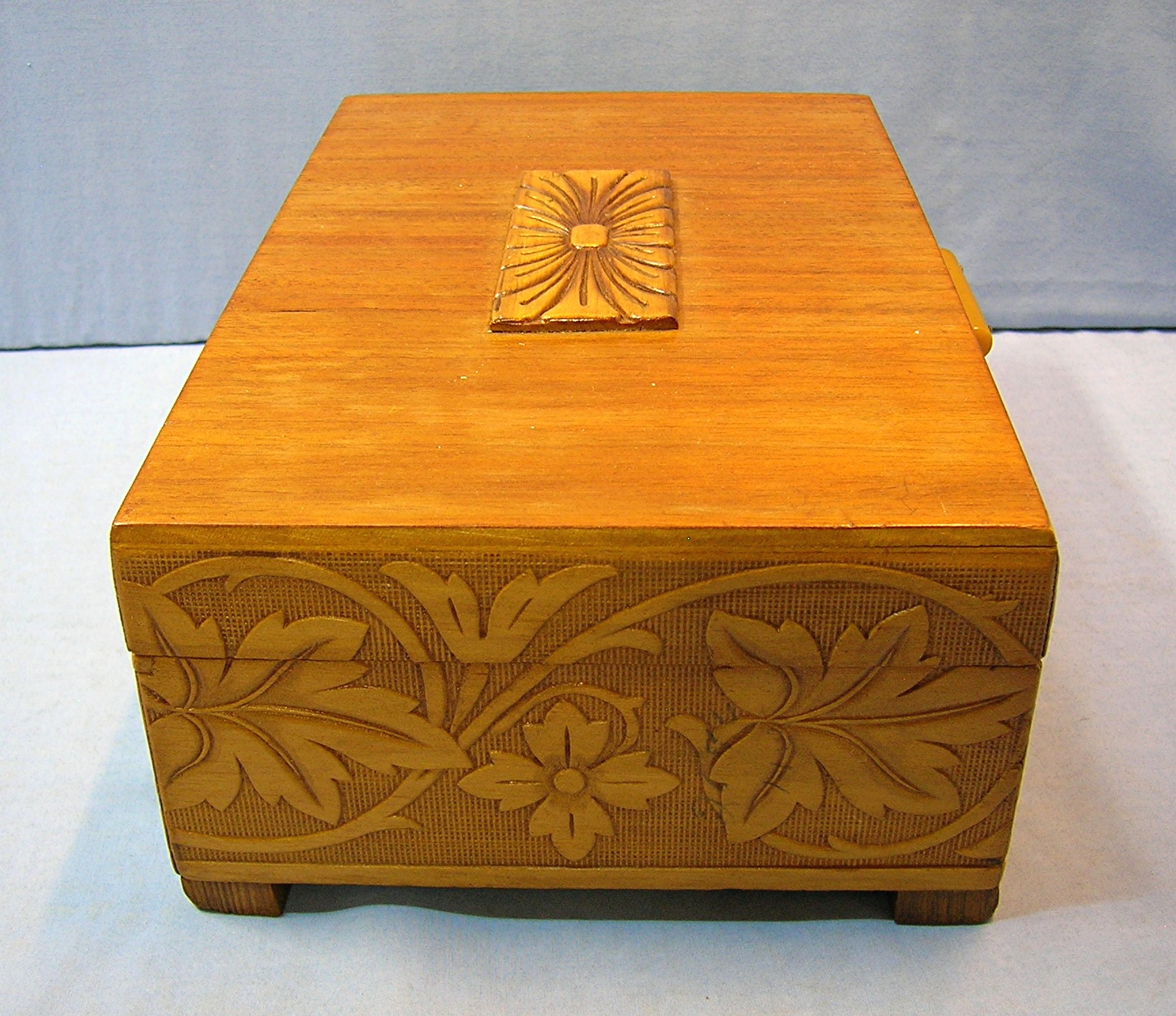 Wooden Carved Box Bakelite Catch Mirror Cork Lined