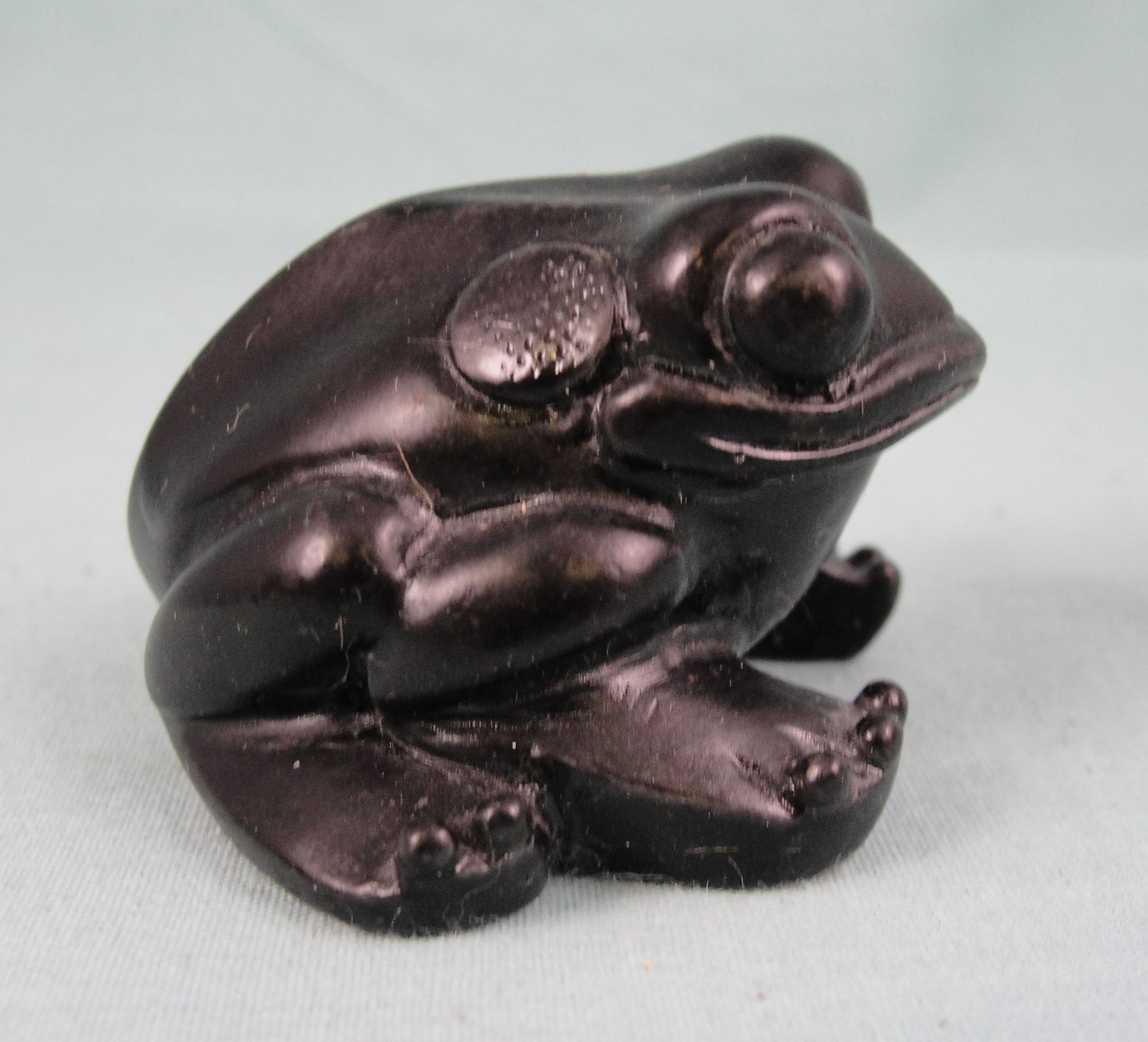 Canadian Hand Crafted Carved Black Resin Frog