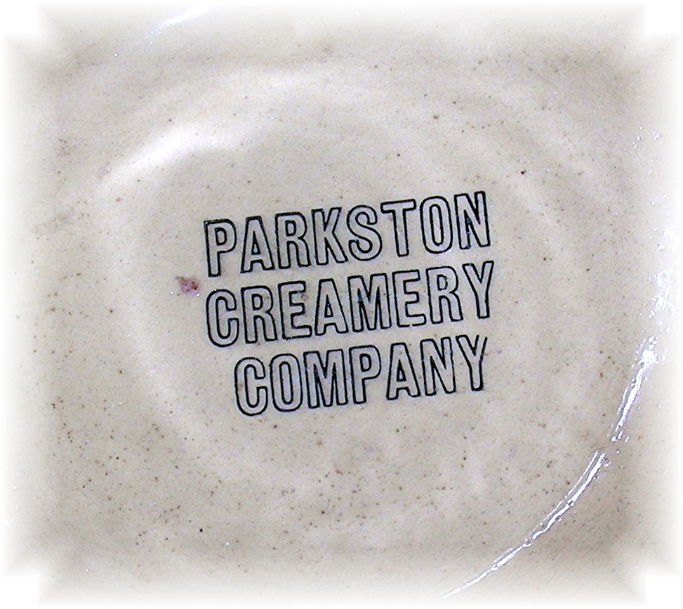 Watt  Apple Oven Ware Parkston Creamery Bowl