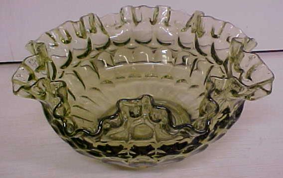 Fenton Bowl Ruffled Light Green 8 inch