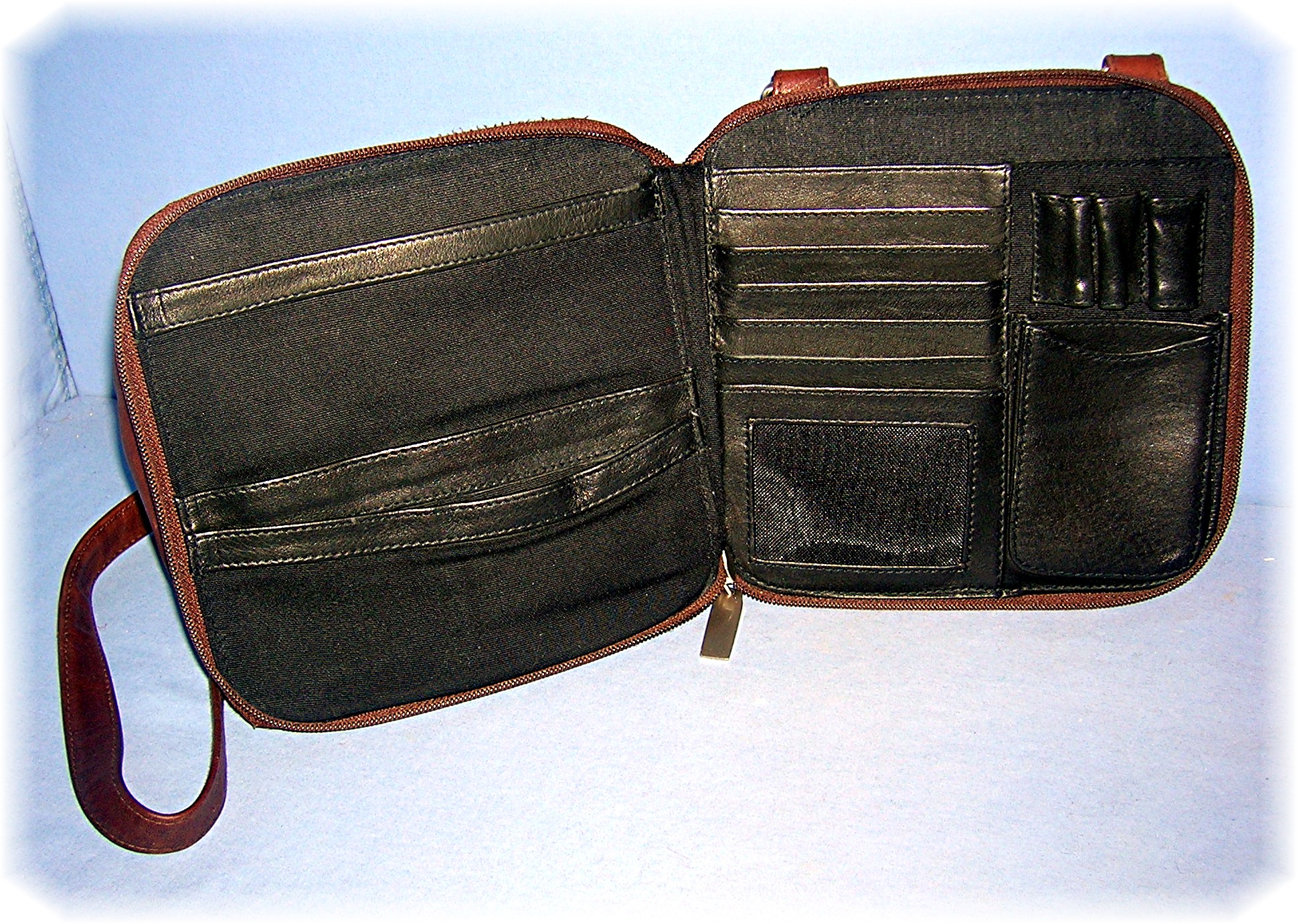 HOBO Purse Organizer Over The Shoulder, Brown Leather