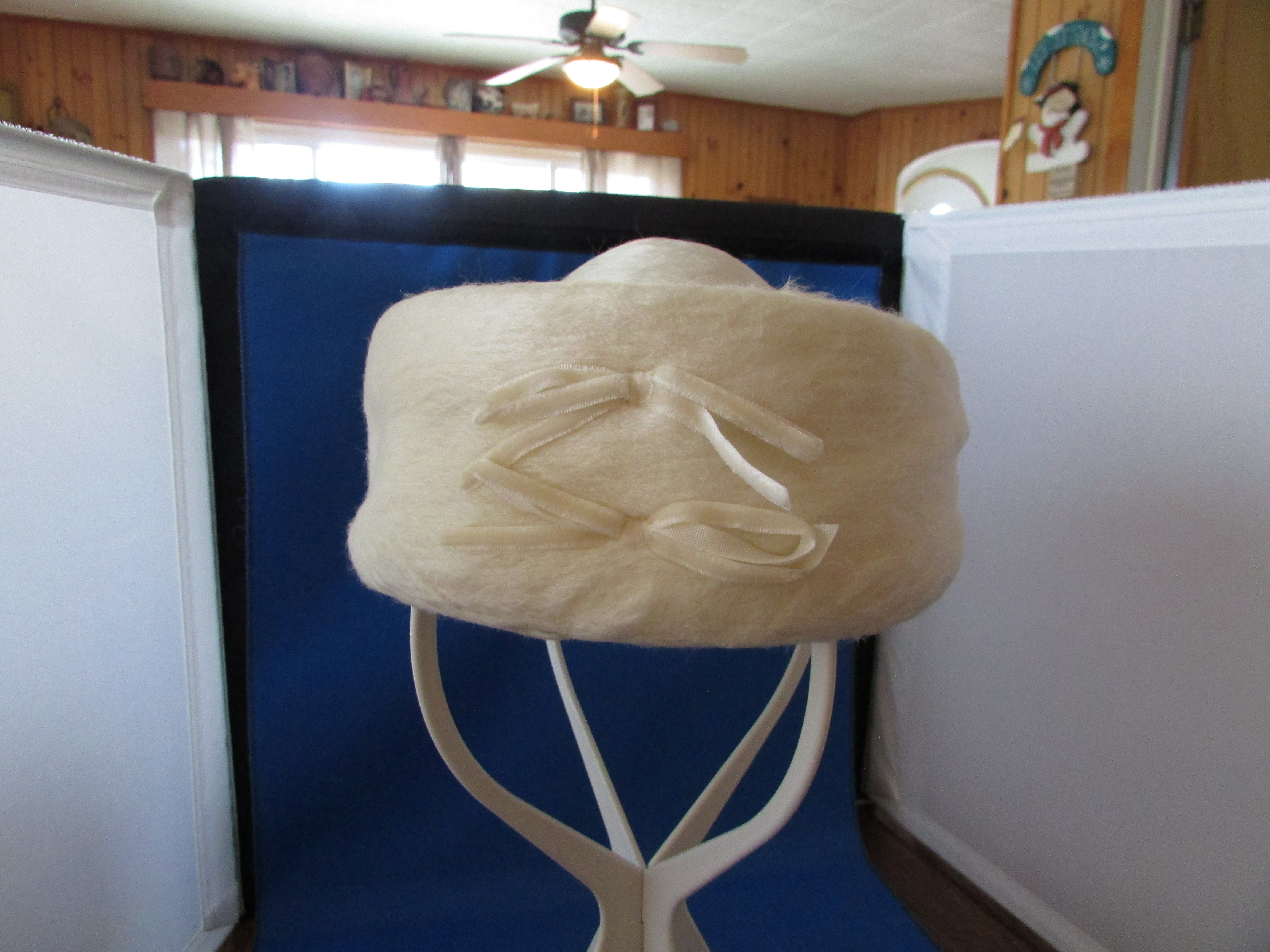 Cream Brushed Felt Pill Box Hat