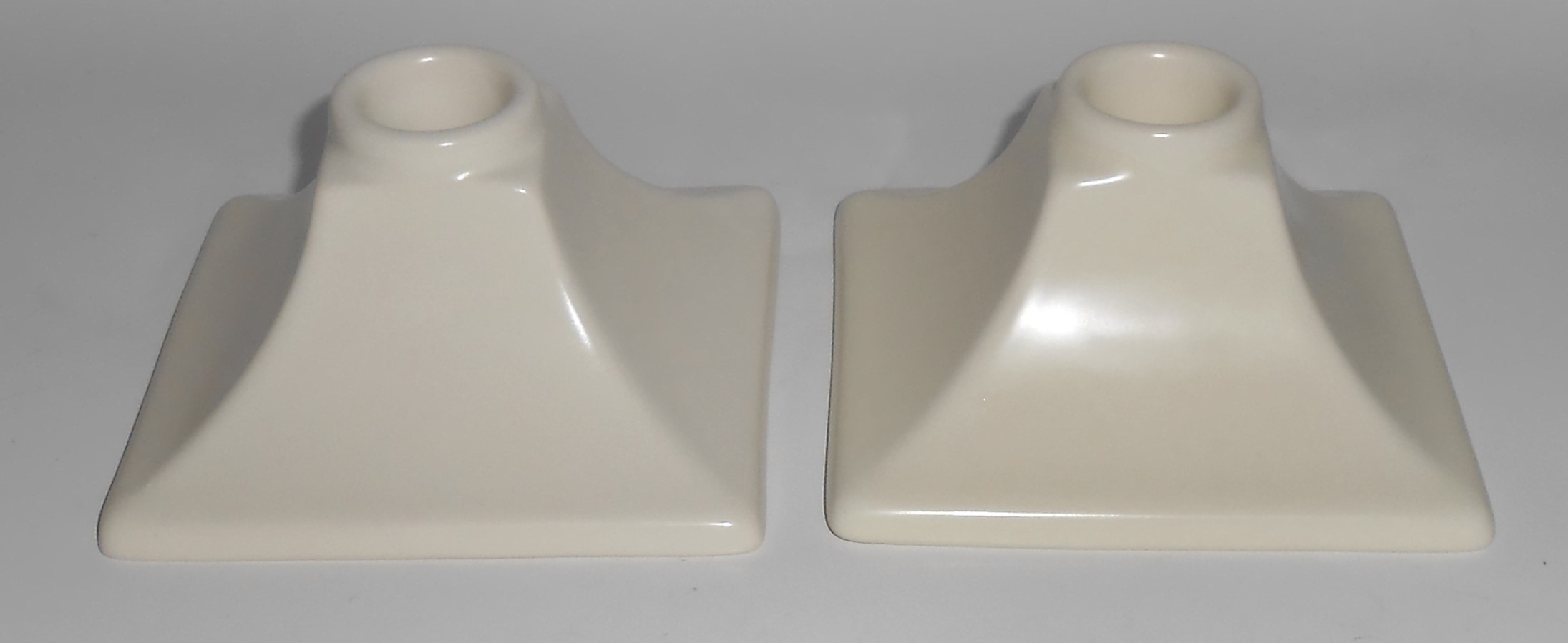 Catalina Pottery Capistrano Pr Ivory Candlesticks