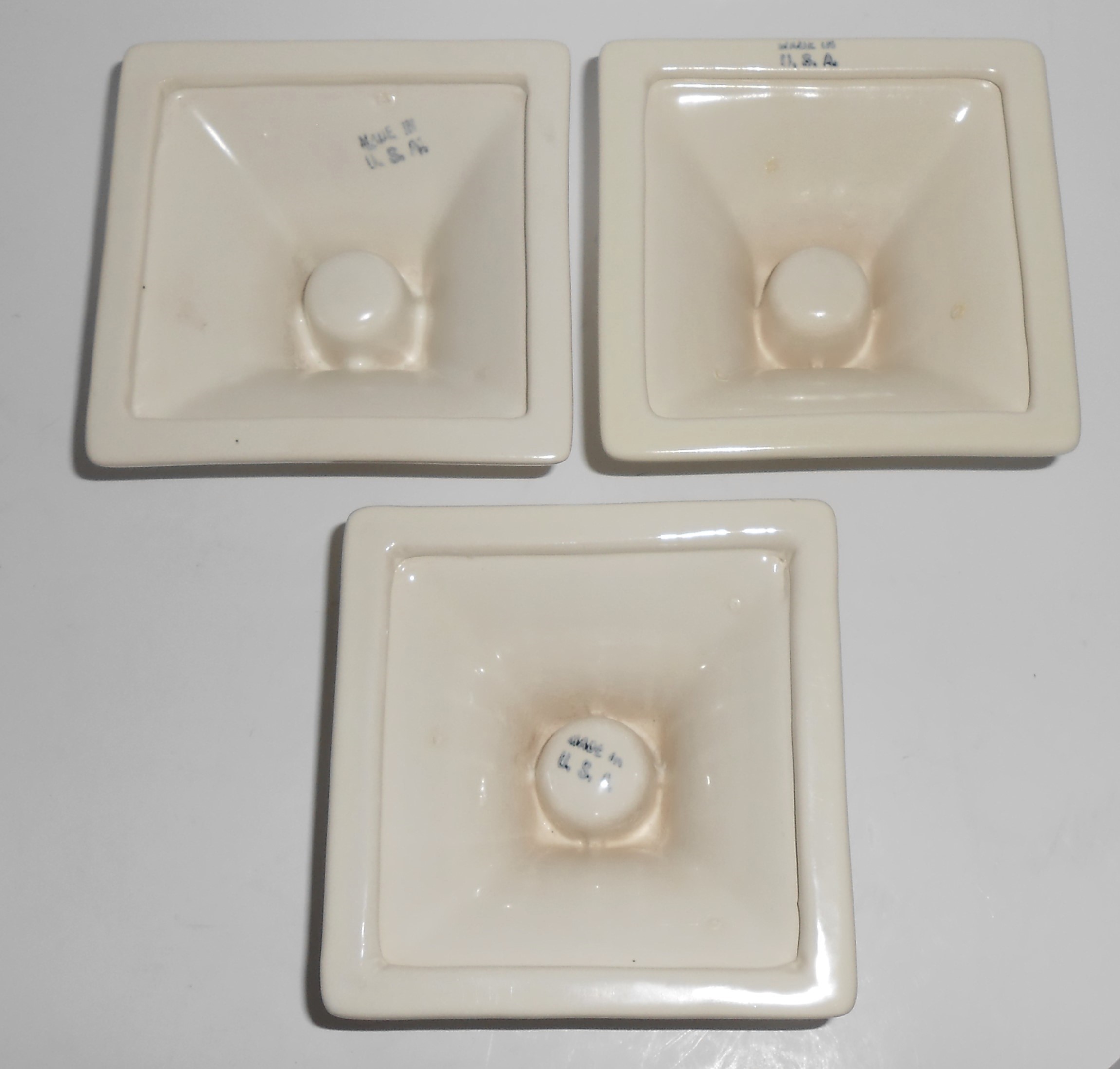 Catalina Pottery Capistrano Pr Ivory Candlesticks