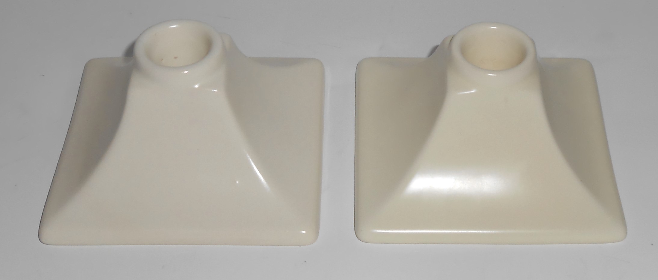 Catalina Pottery Capistrano Pr Ivory Candlesticks