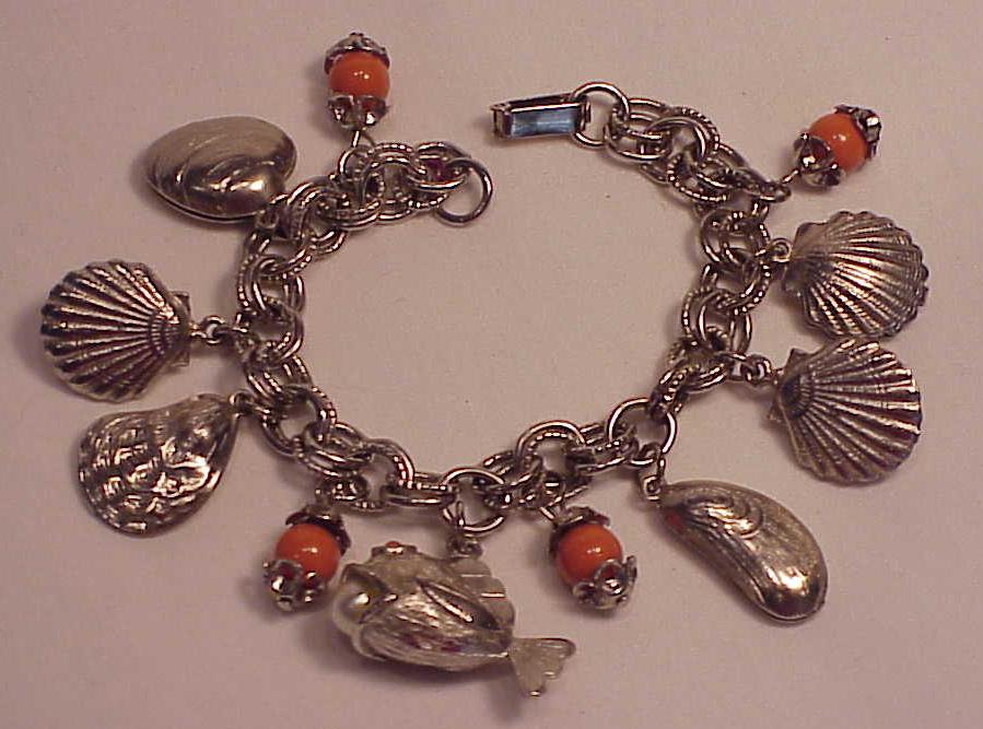 Silver Tone Beach Theme Charm Bracelet With Seashells And Fish
