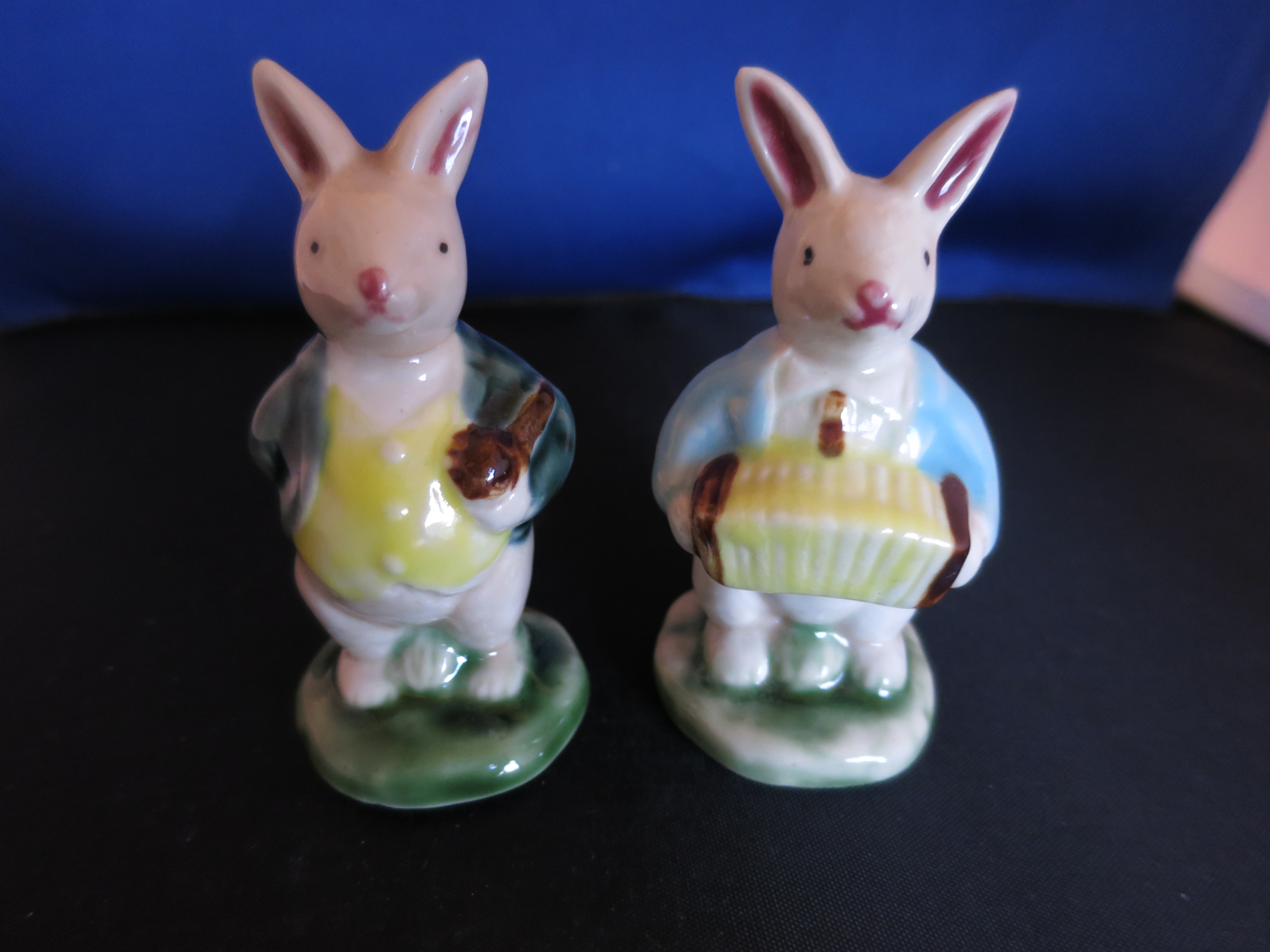 Miniature Bunny Rabbit Figurines Musicians 2 Males