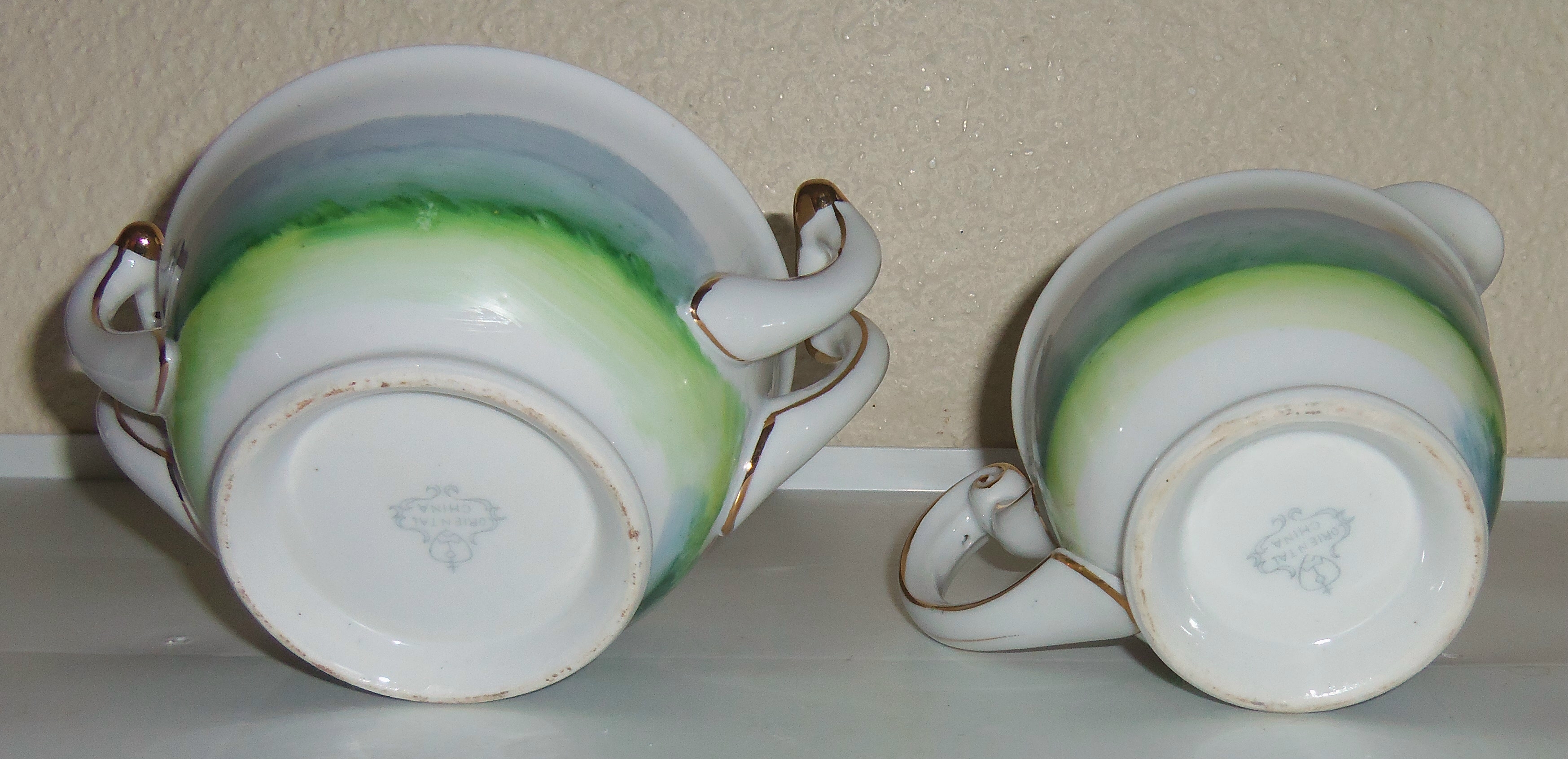 Oriental China Hand Decorated Mt Fuji Creamer / Sugar
