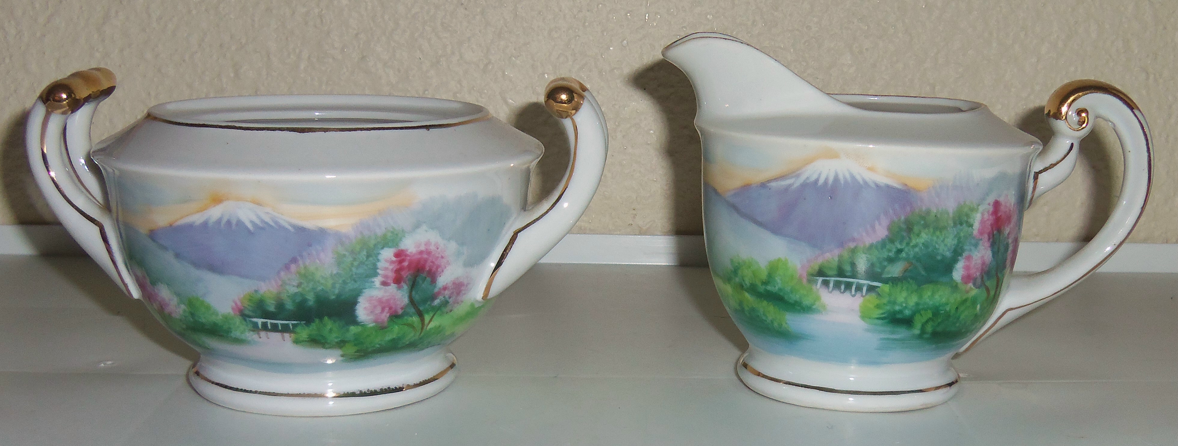 Oriental China Hand Decorated Mt Fuji Creamer / Sugar