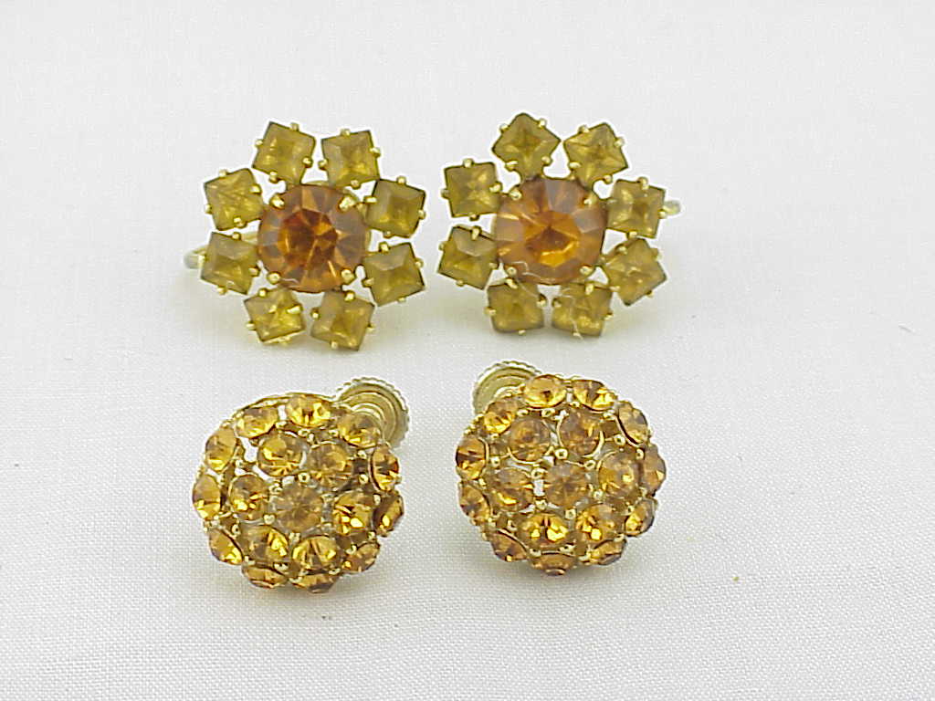 2 Pairs Of Vintage Amber Rhinestone Screwback Earrings