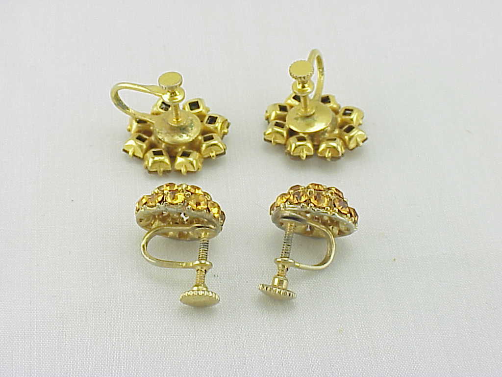 2 Pairs Of Vintage Amber Rhinestone Screwback Earrings