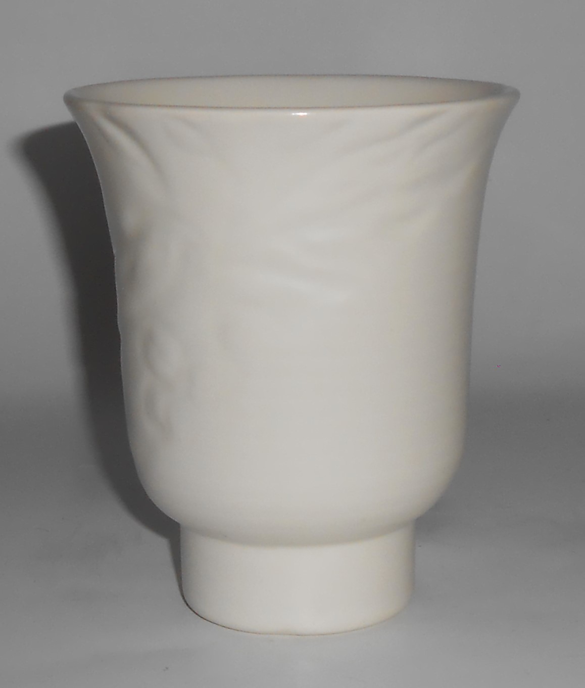 Franciscan Catalina Pottery Encanto Art Ware Ivory #607