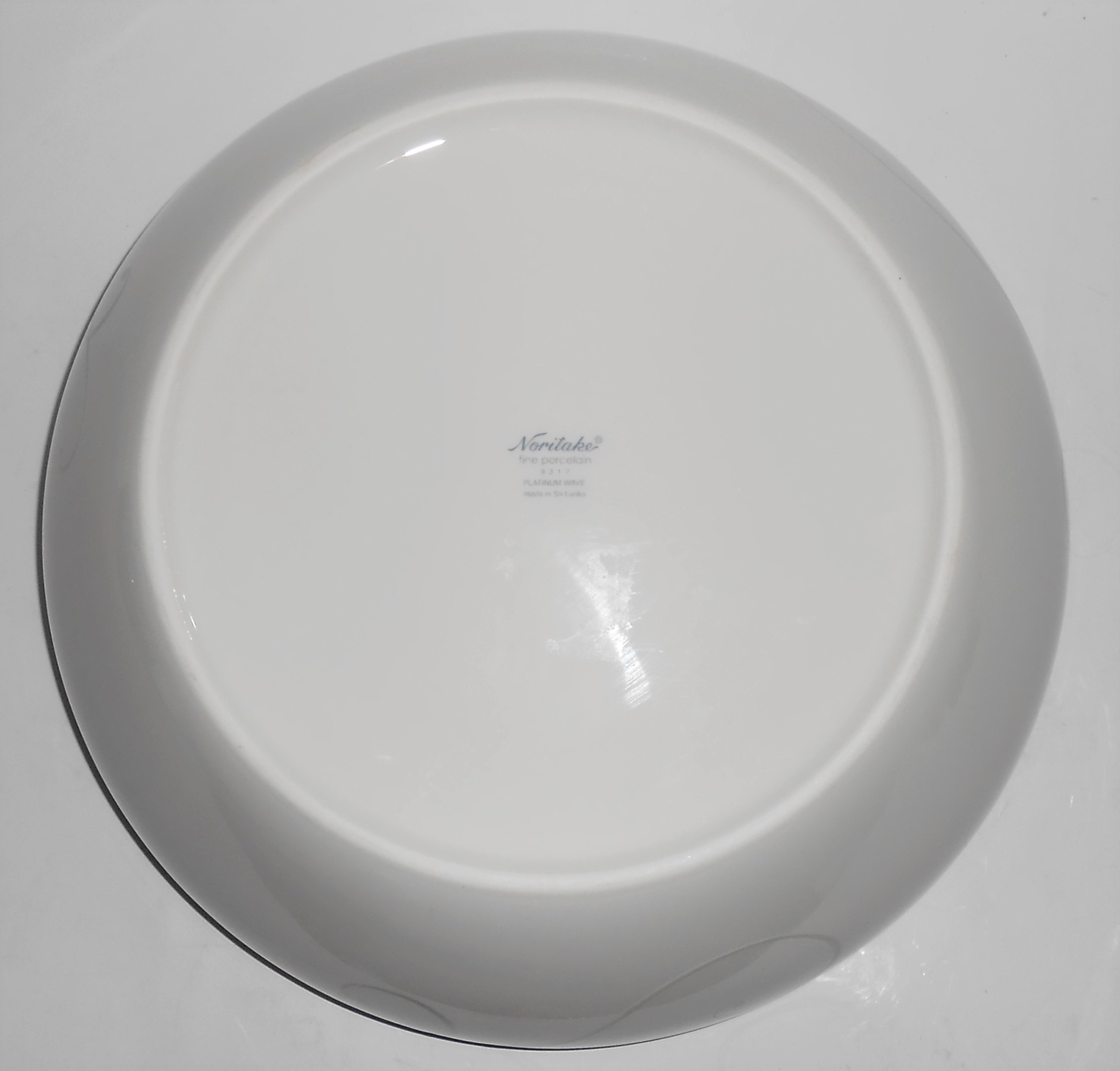 Noritake Porcelain Fine China Platinum Wave Salad Bowl