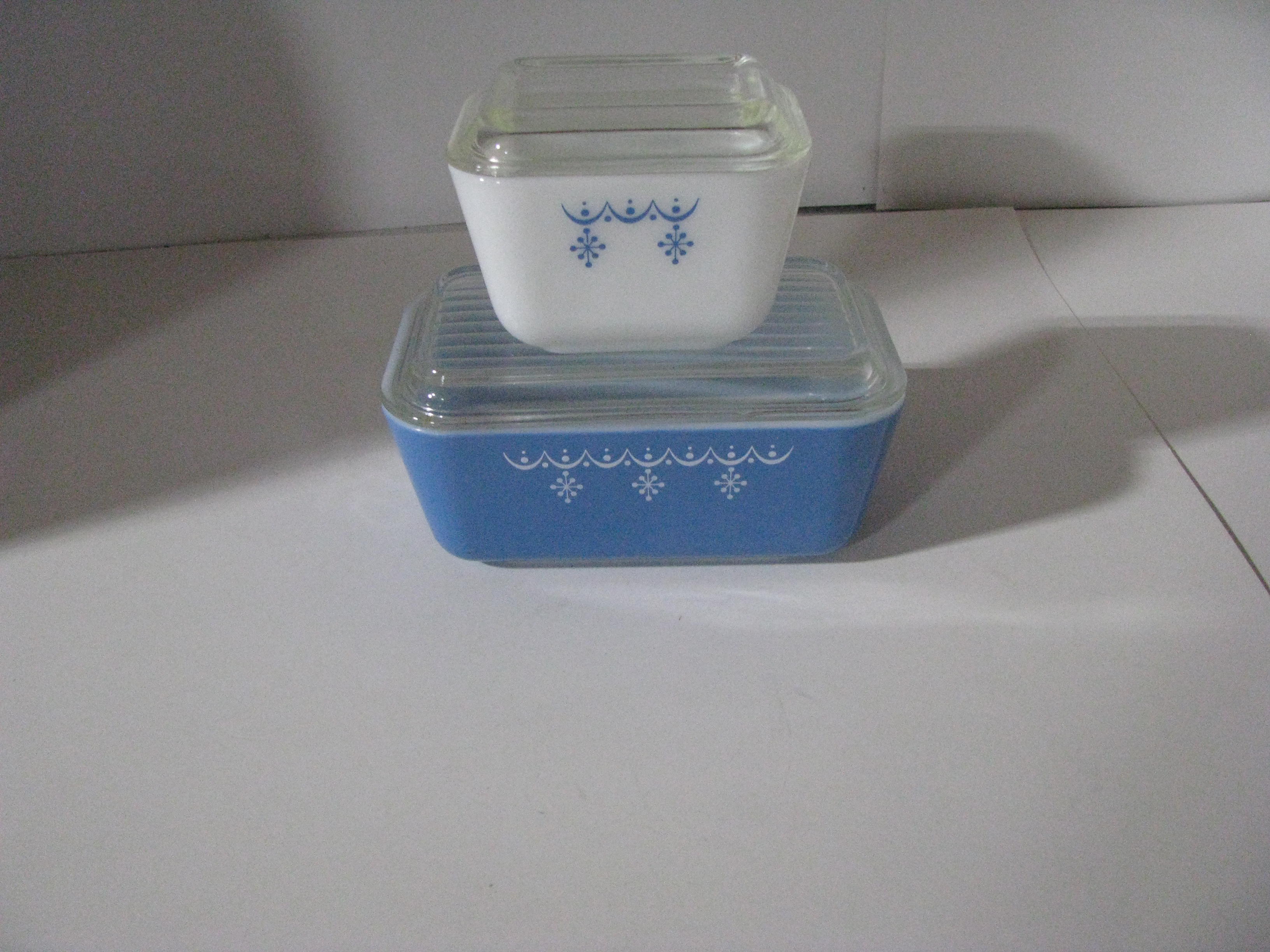 Vintage Pyrex Blue Snowflake Refrigerator Set