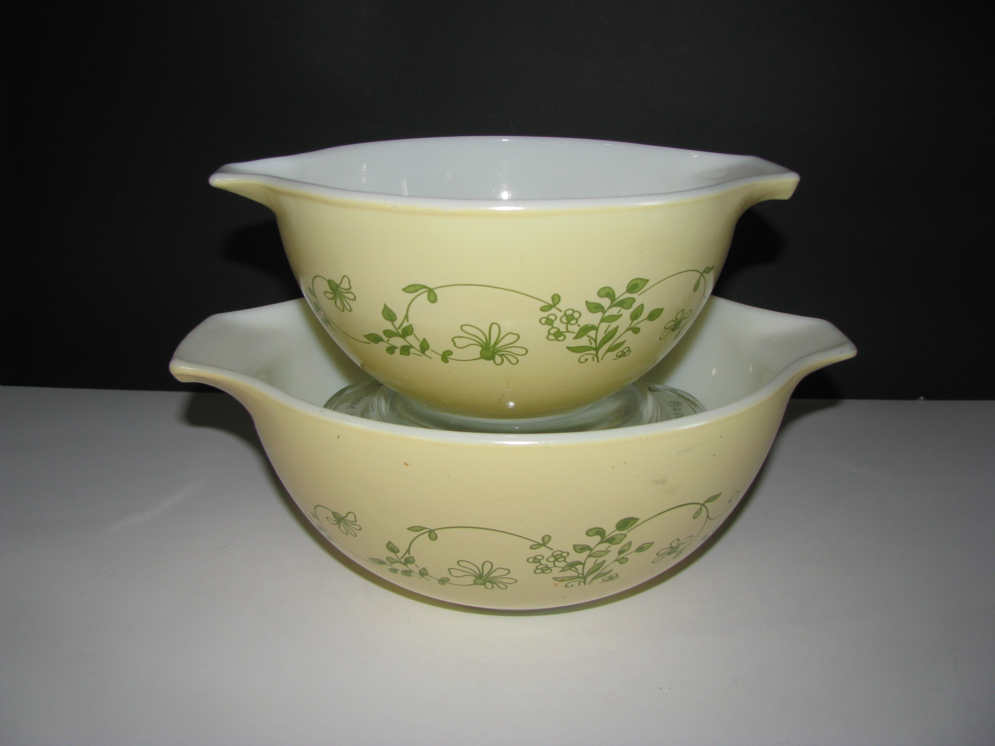 Vintage Pyrex Shenandoah 441,442 Cinderella Bowls